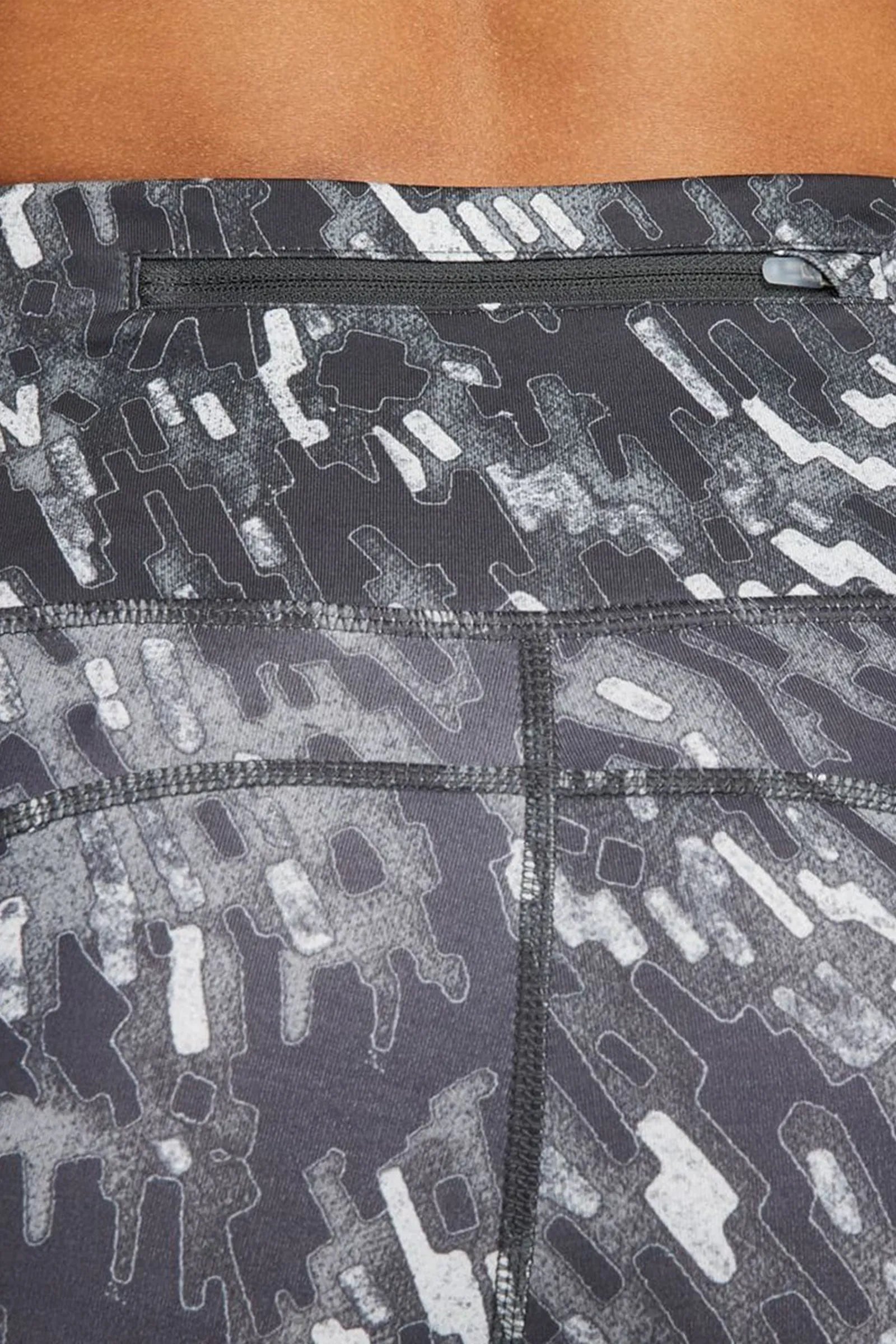 HELLANKE Nike Fast Women's Mid-Rise Pocket Running Leggings