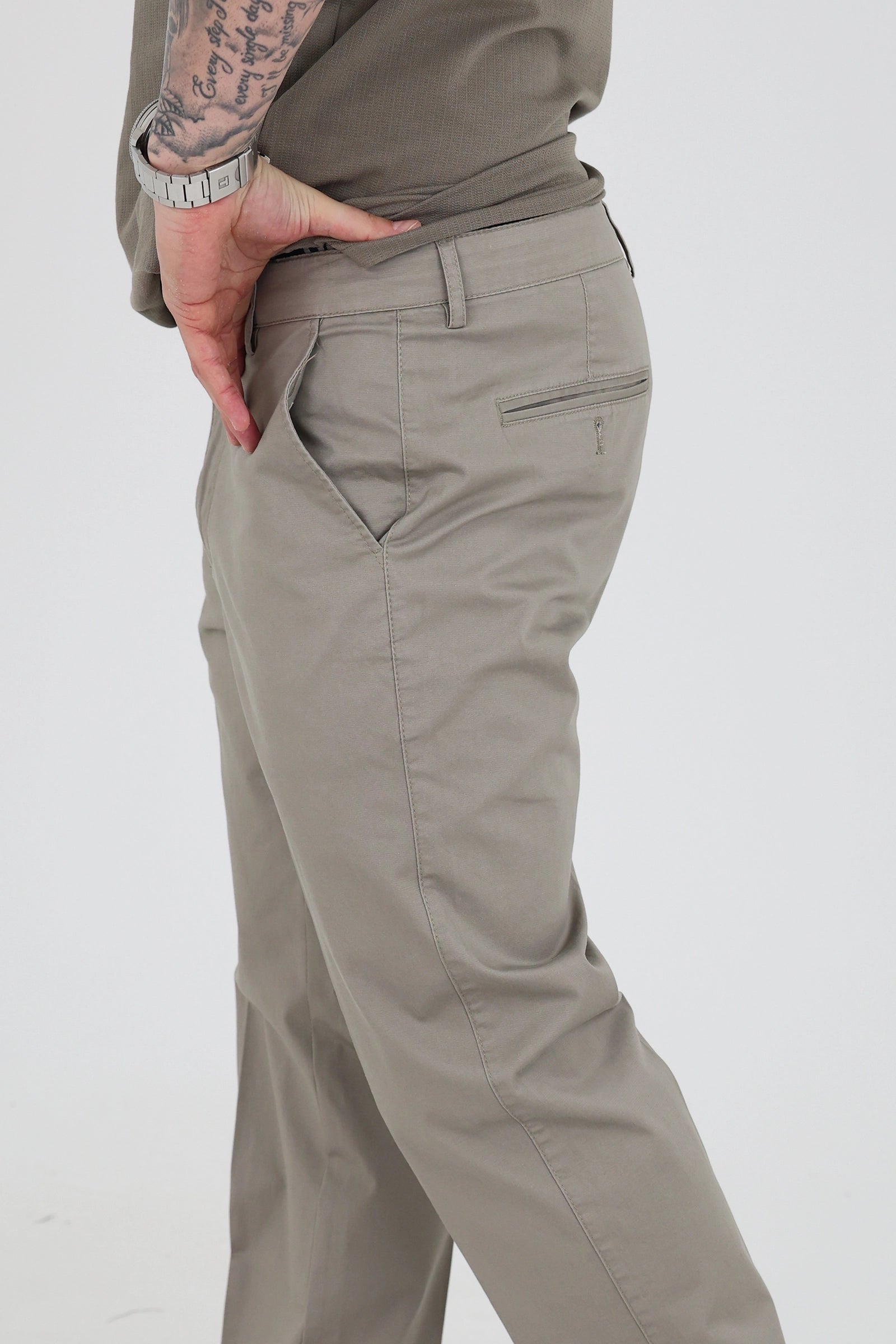 Pantallona flat front