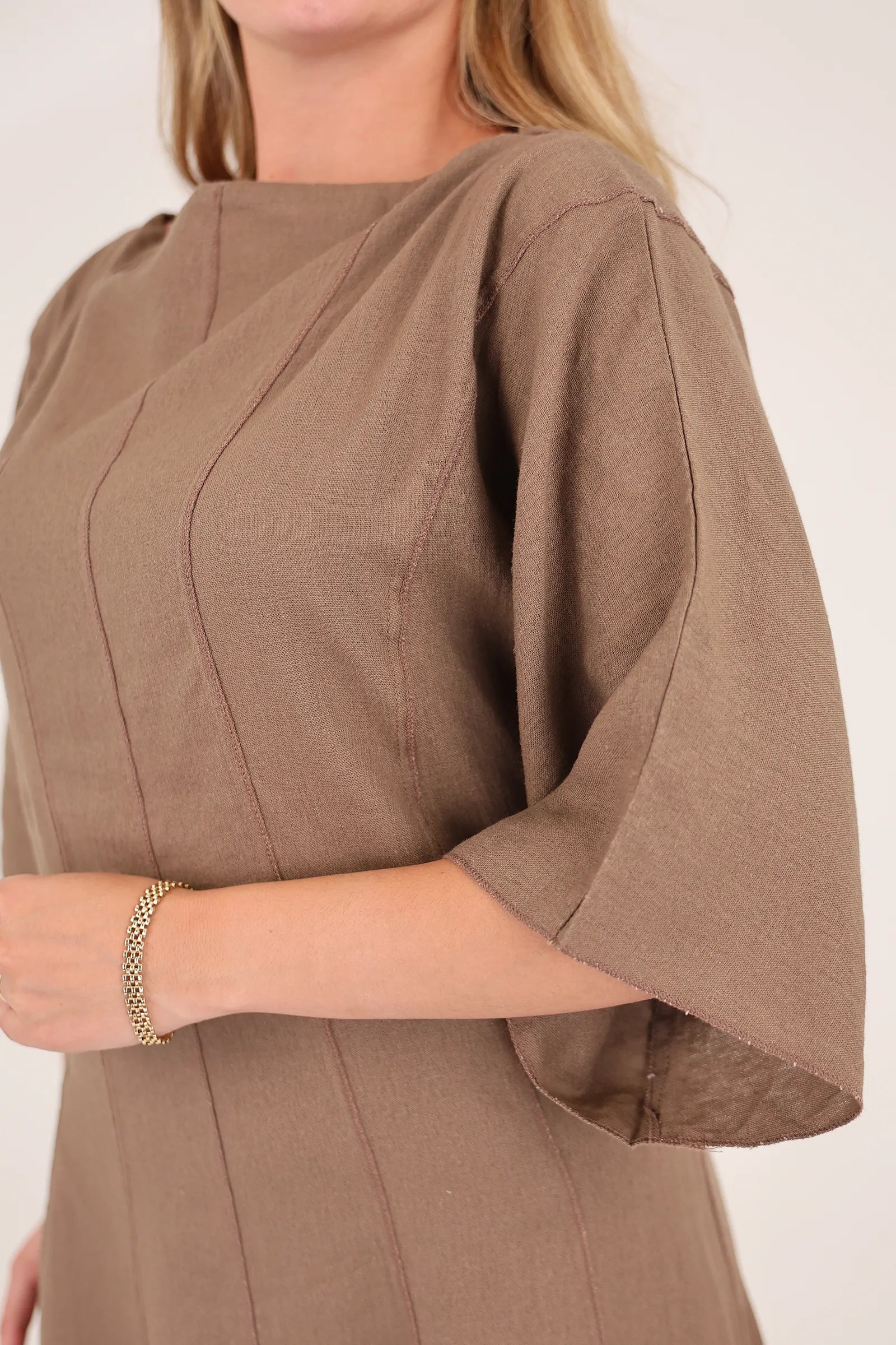 Fustan earth tone