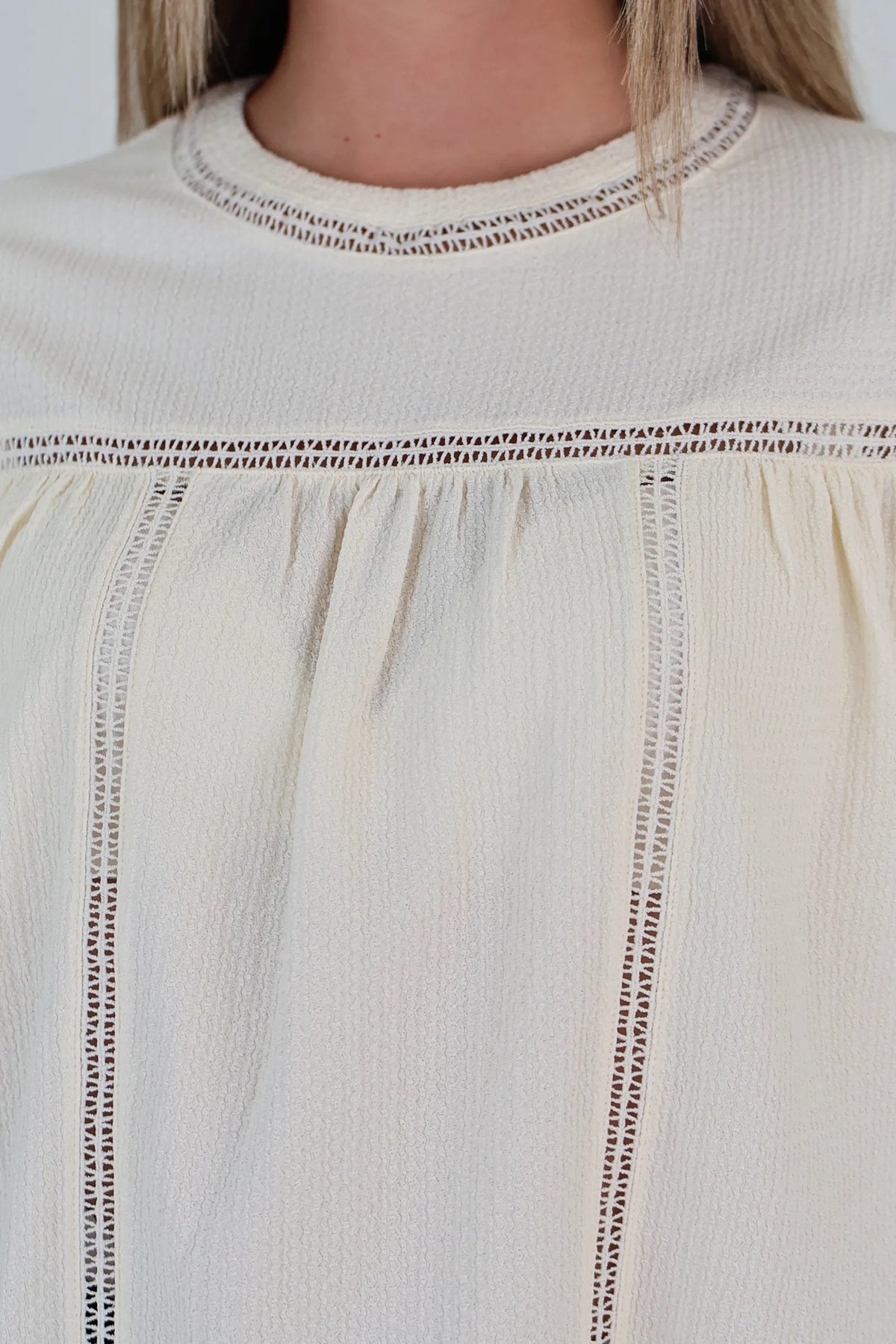 Bluze ruffled shoulders