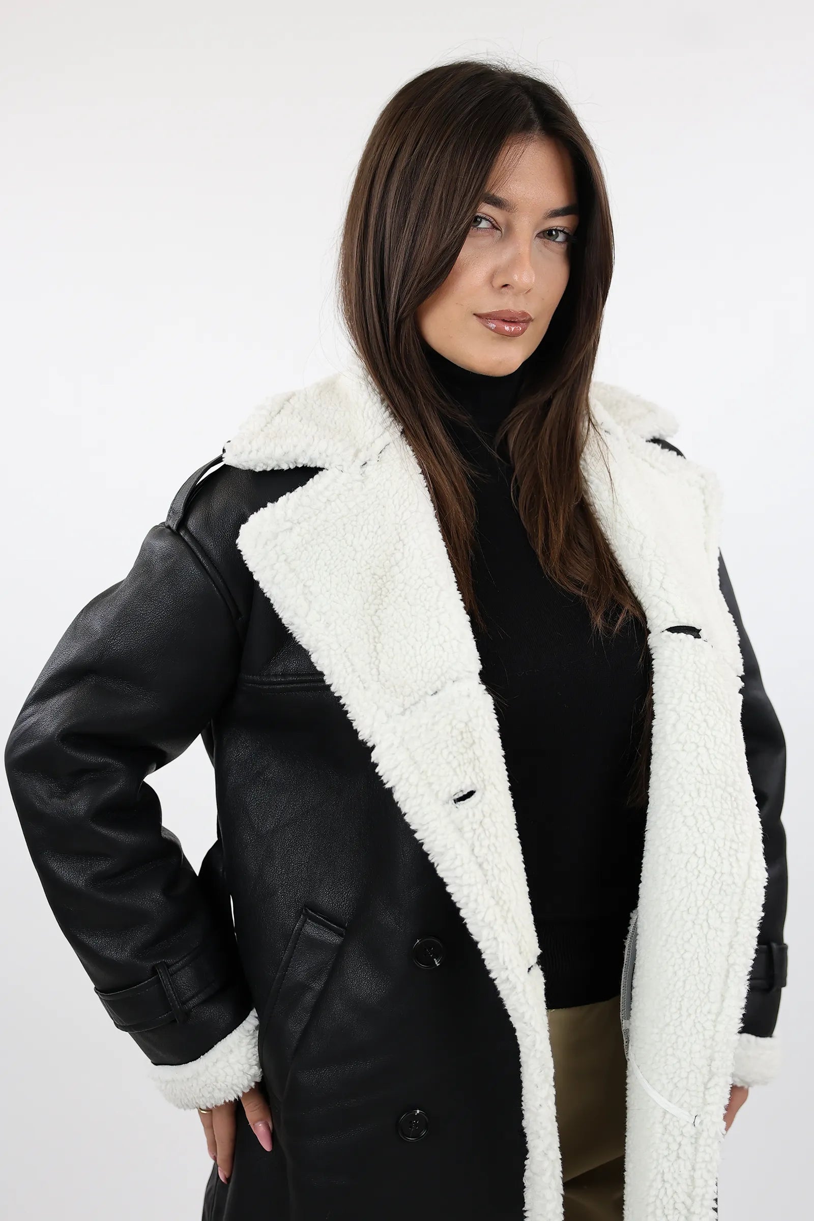 JAKNE FAUX LEATHER