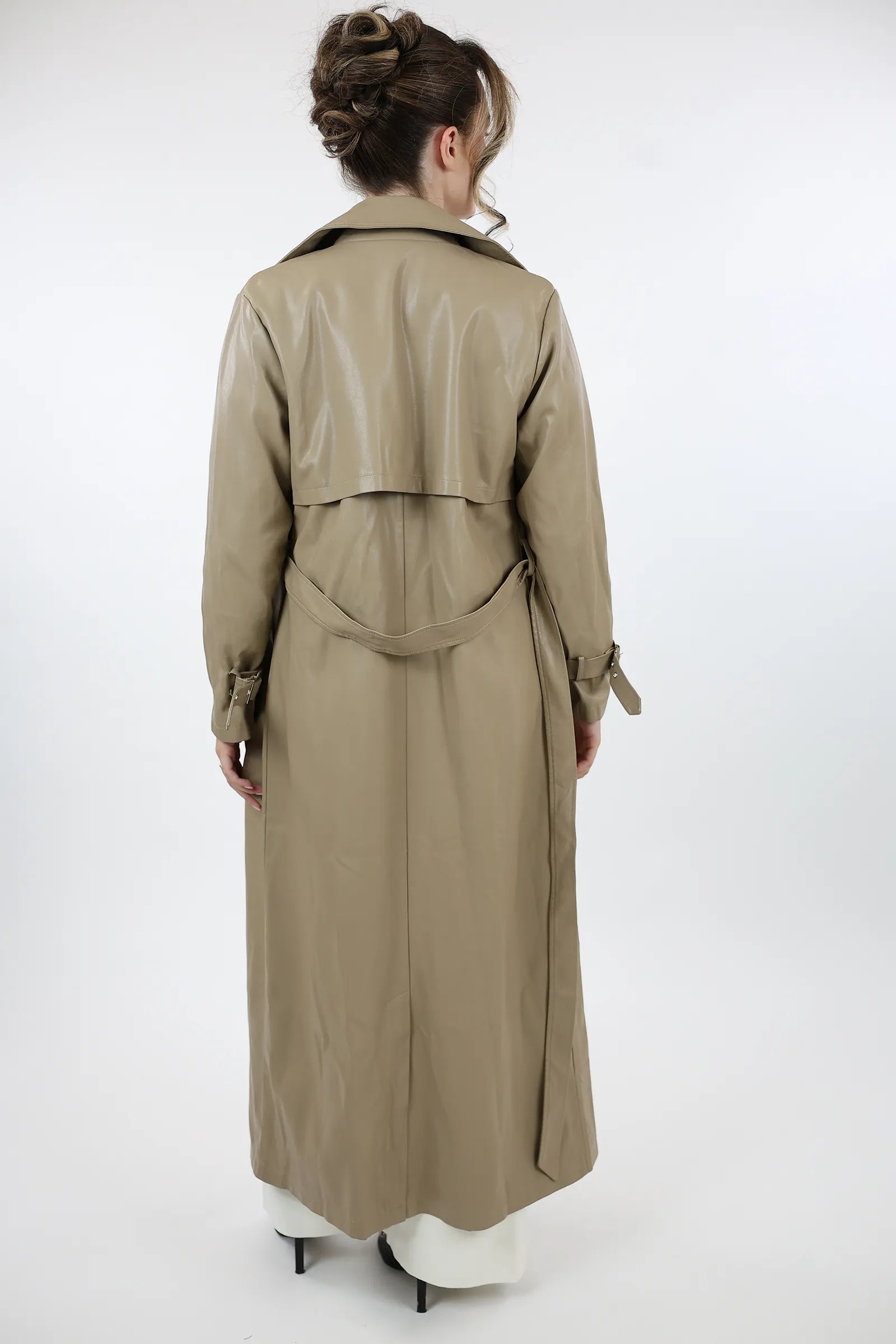 MANTIL LEATHER
