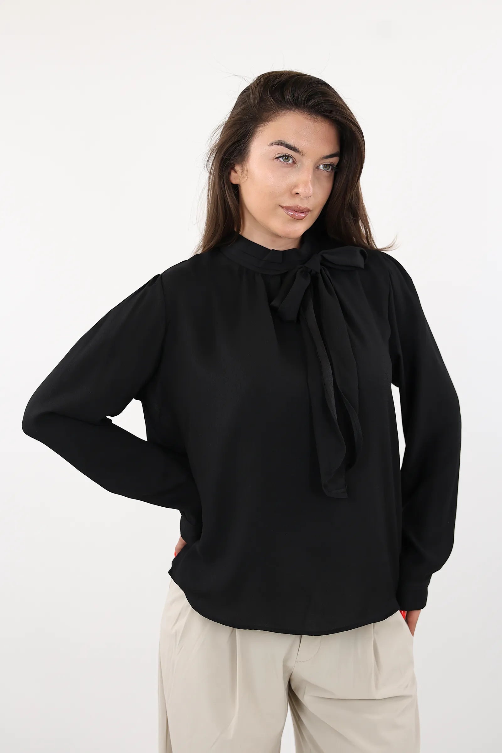 KËMISHË WRAP COLLAR