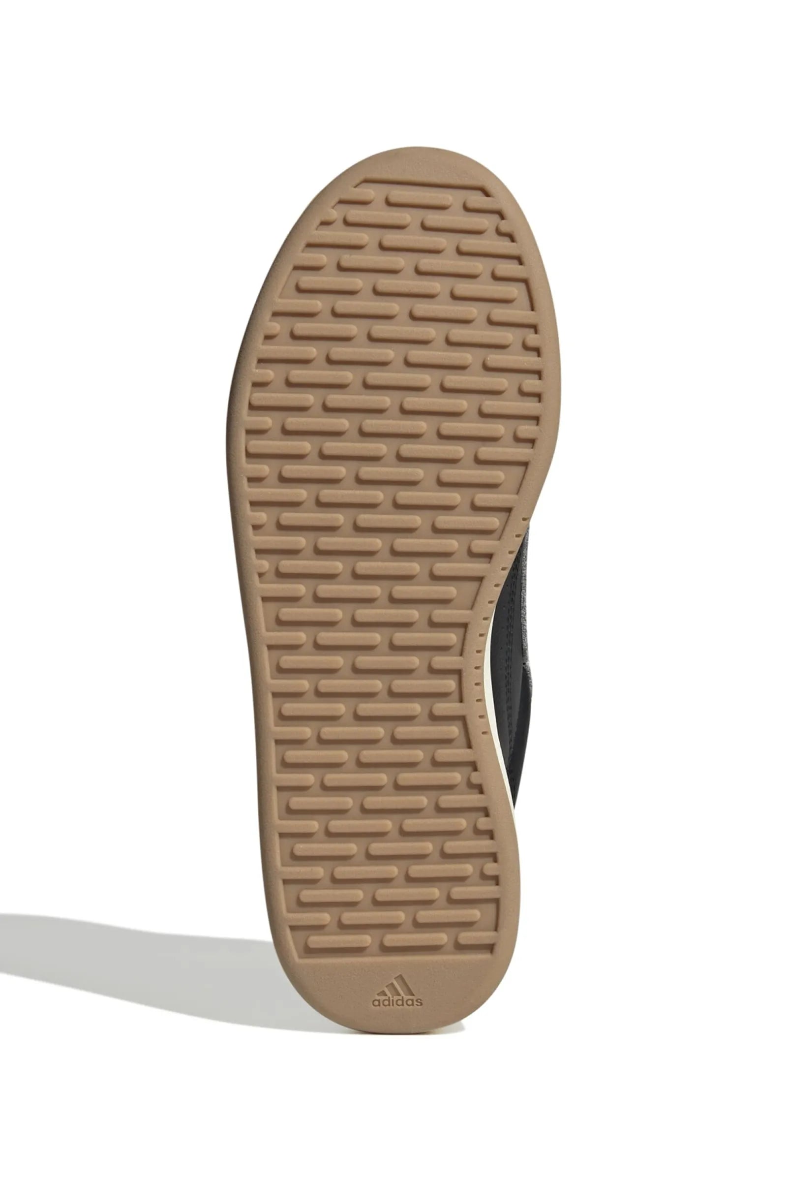 PATIKA SPSPORTSWEAR · MEN'S WHITE SNEAKERS