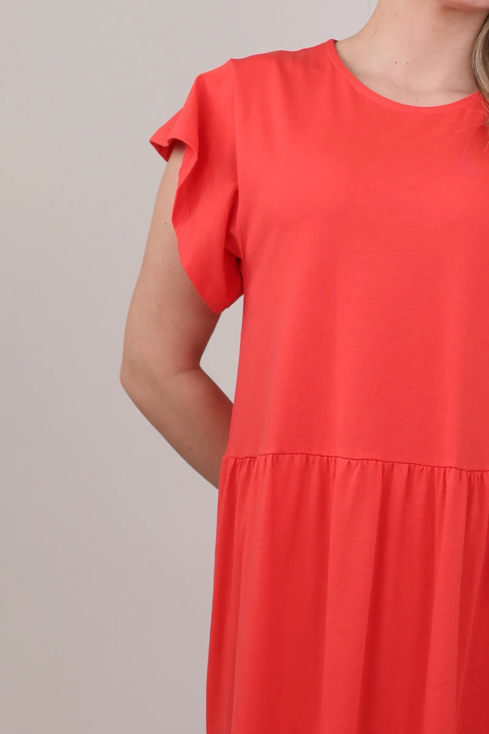 Fustan ruffle tiered