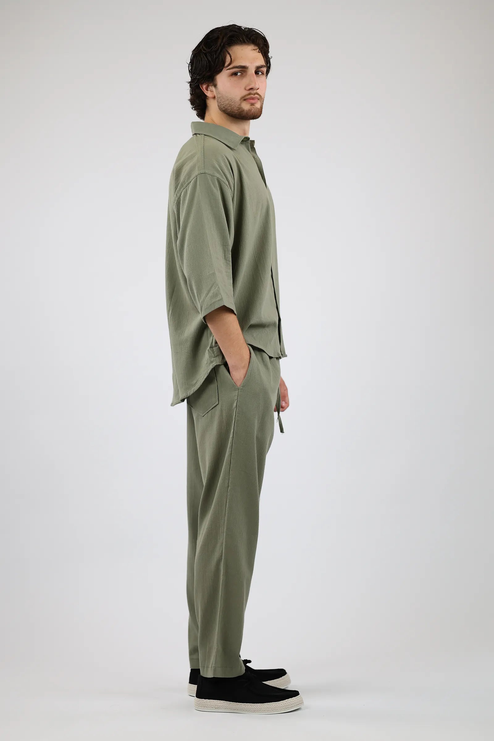 KËMISHË CALM  LINE
