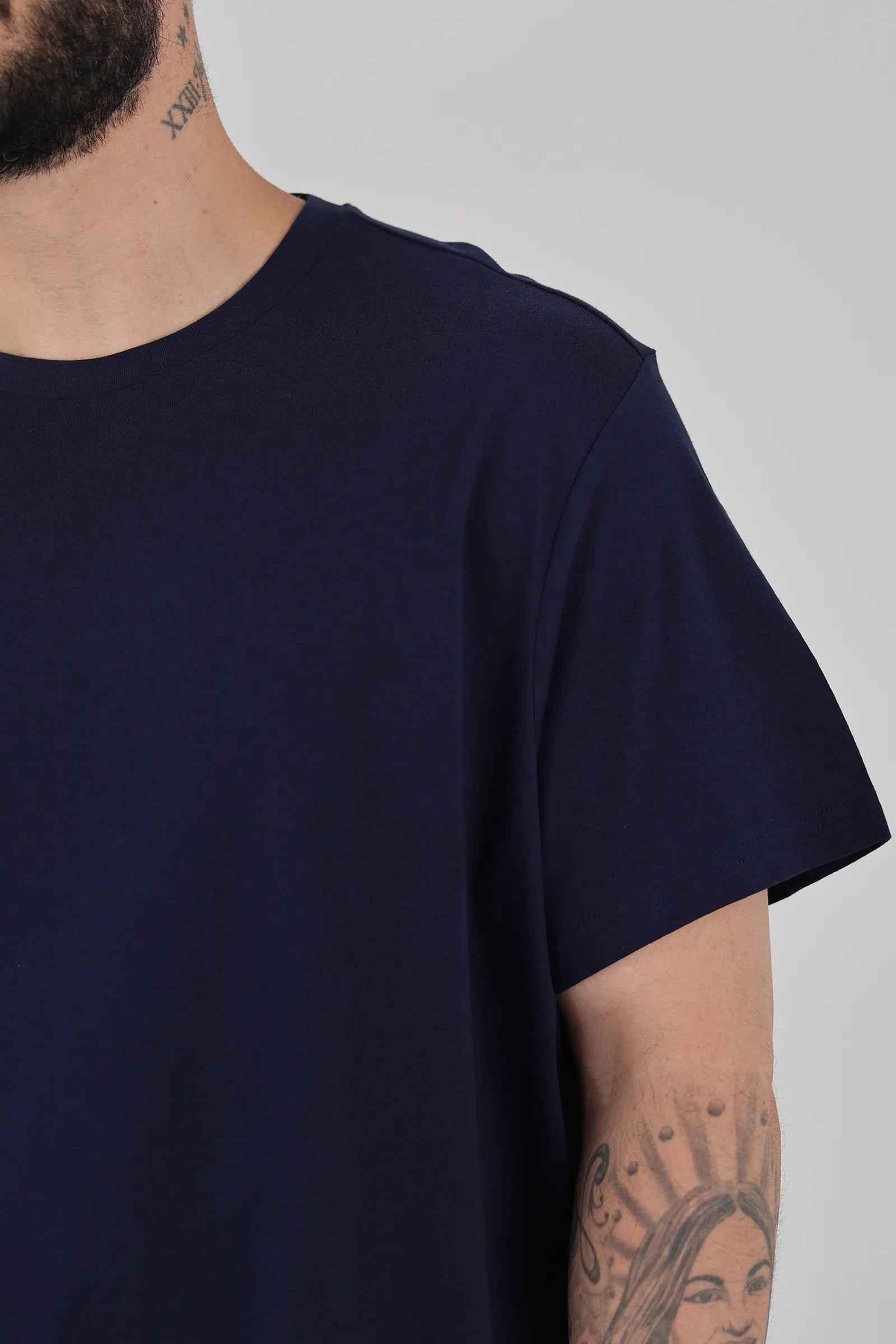 Maice under shirt