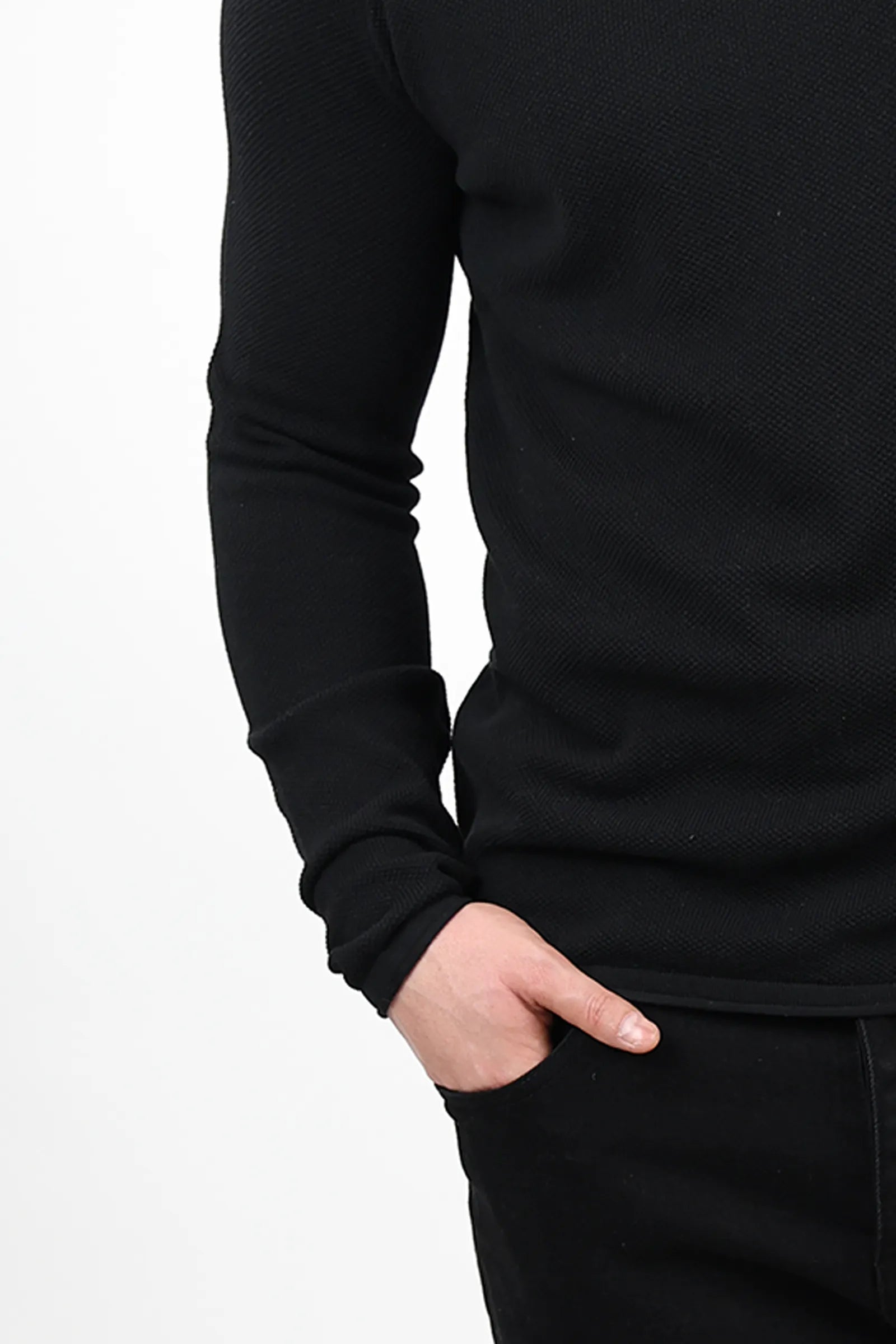 XHEMPER SOLID ROUND NECK