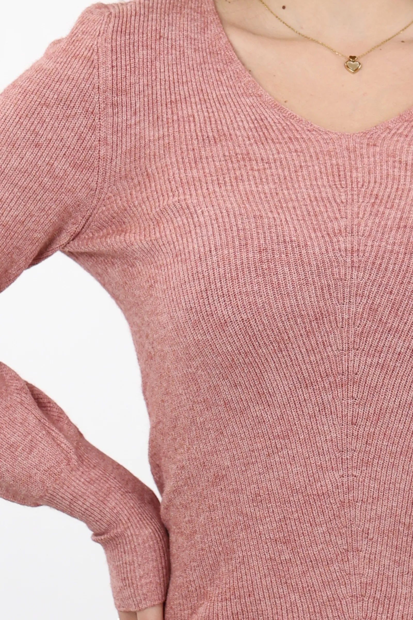 Xhemper chuba v-neck