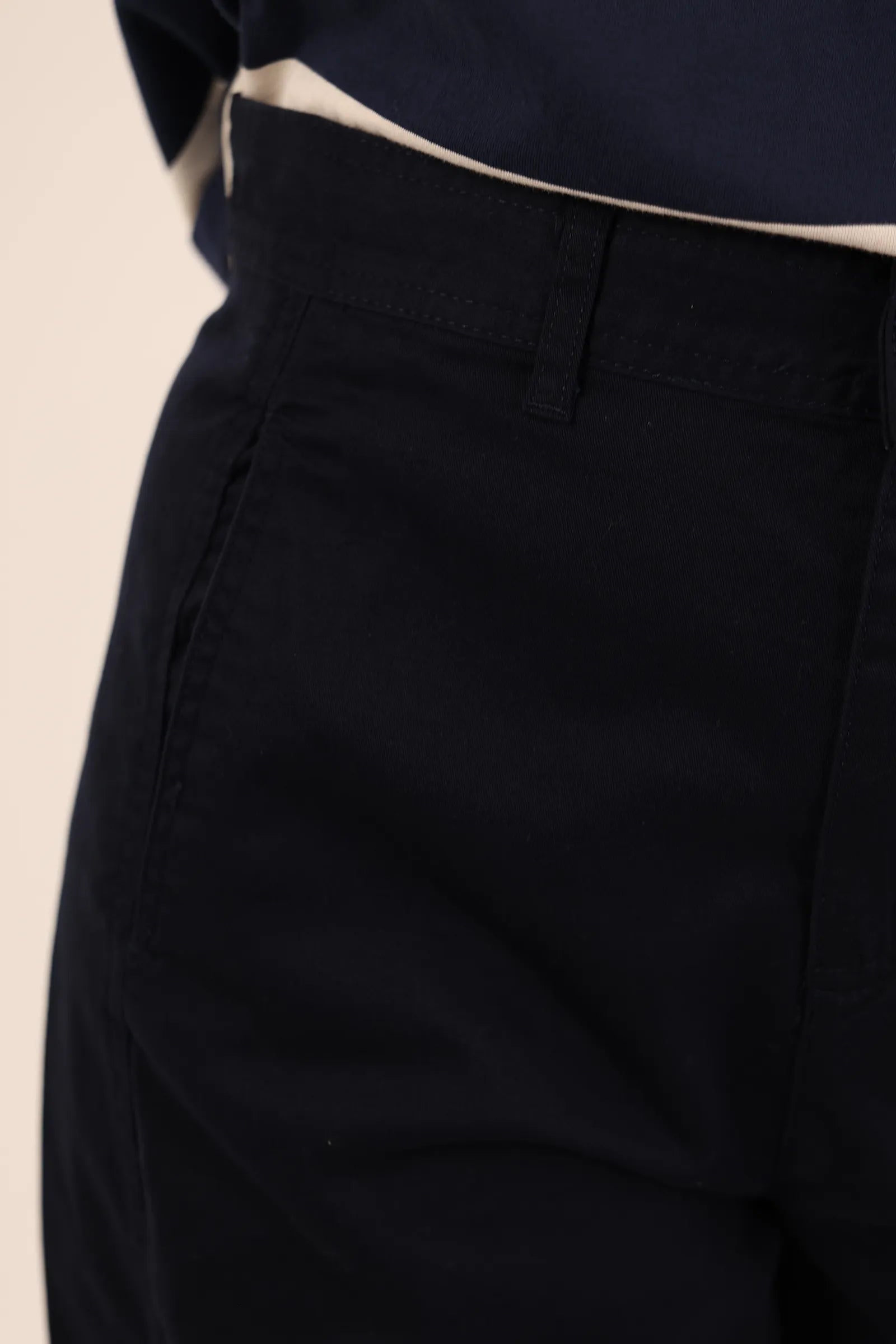 Pantallona wide leg chino