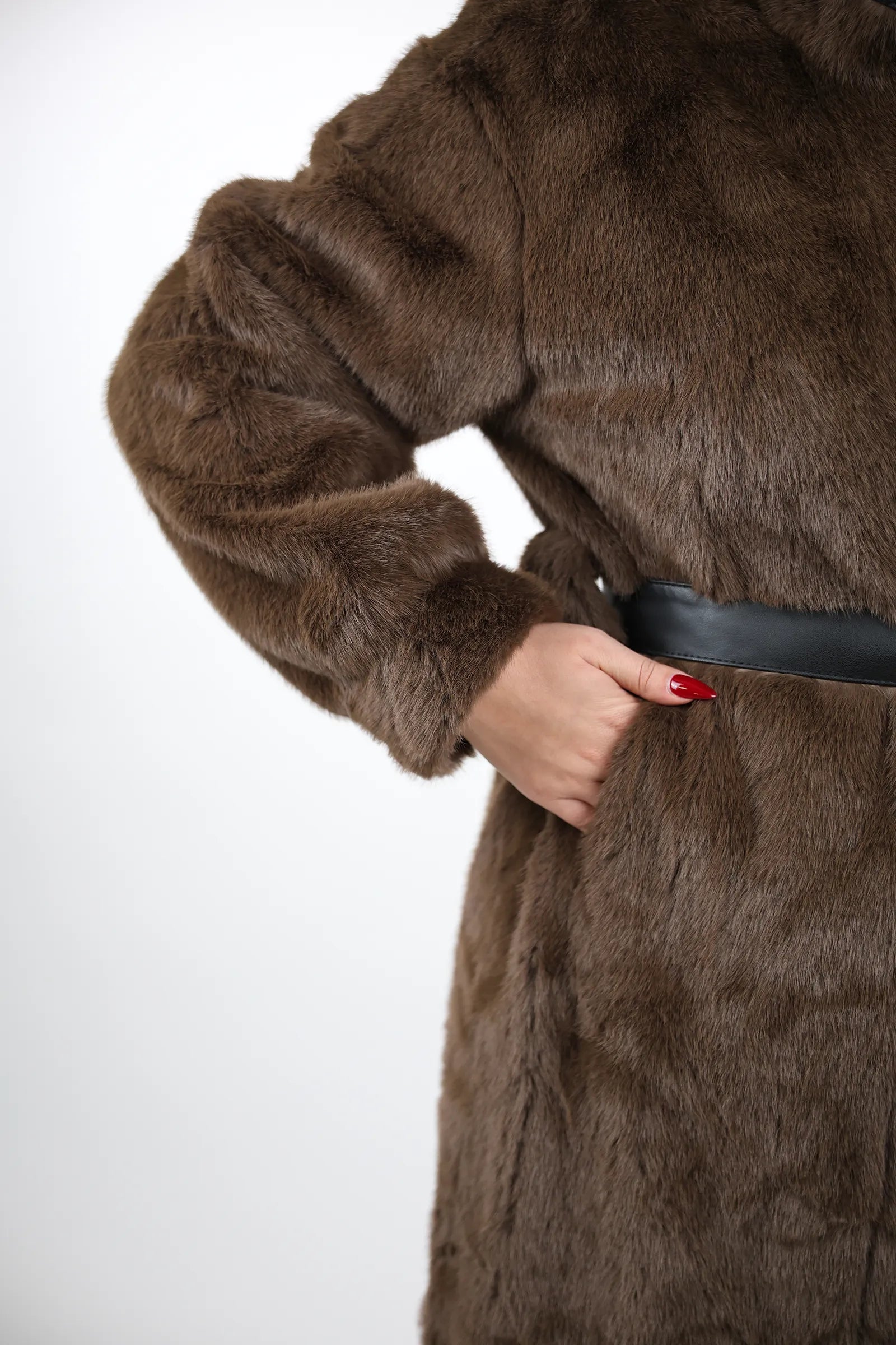 JAKNE Oversized  Faux Fur