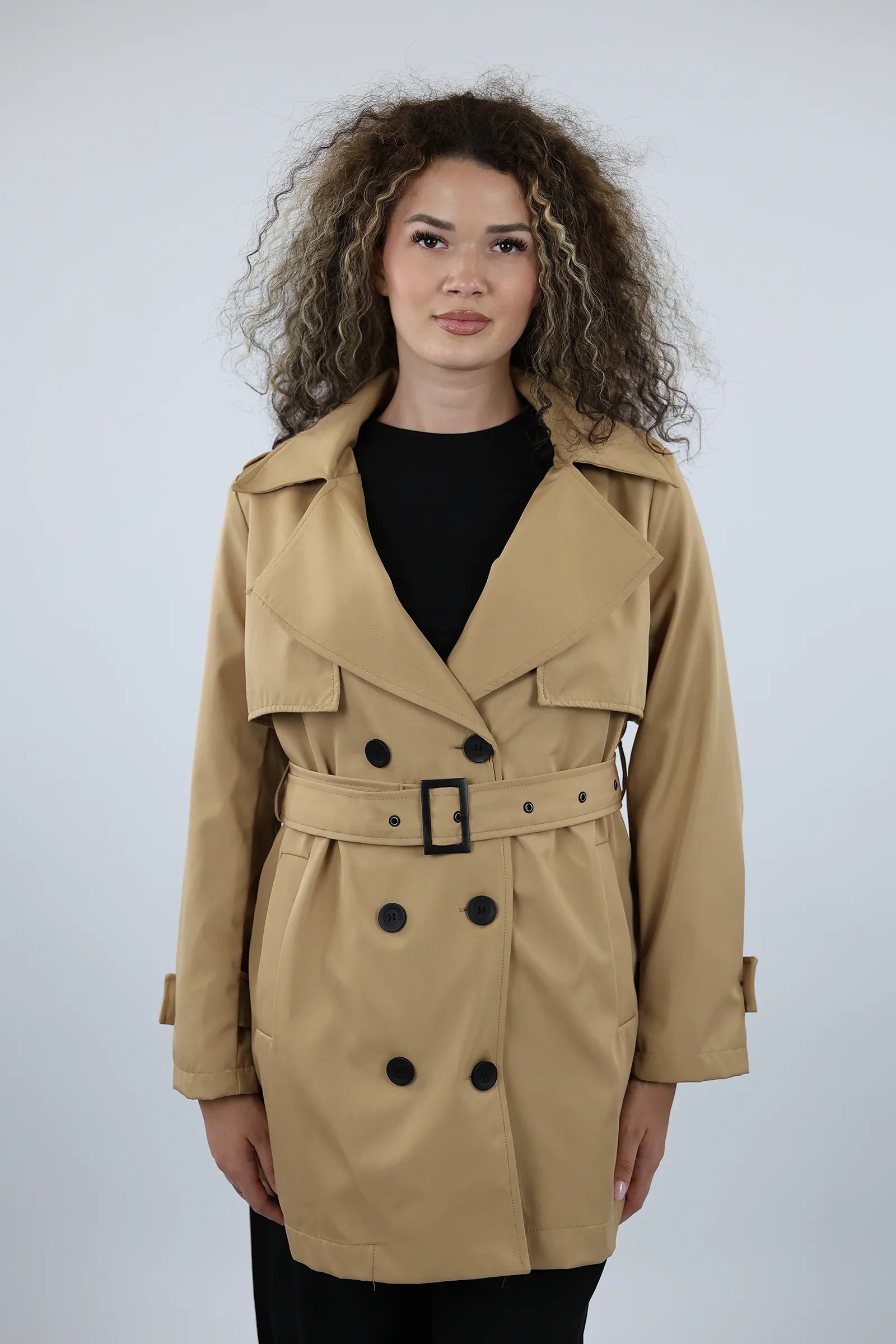 MANTIL URBAN TRENCH