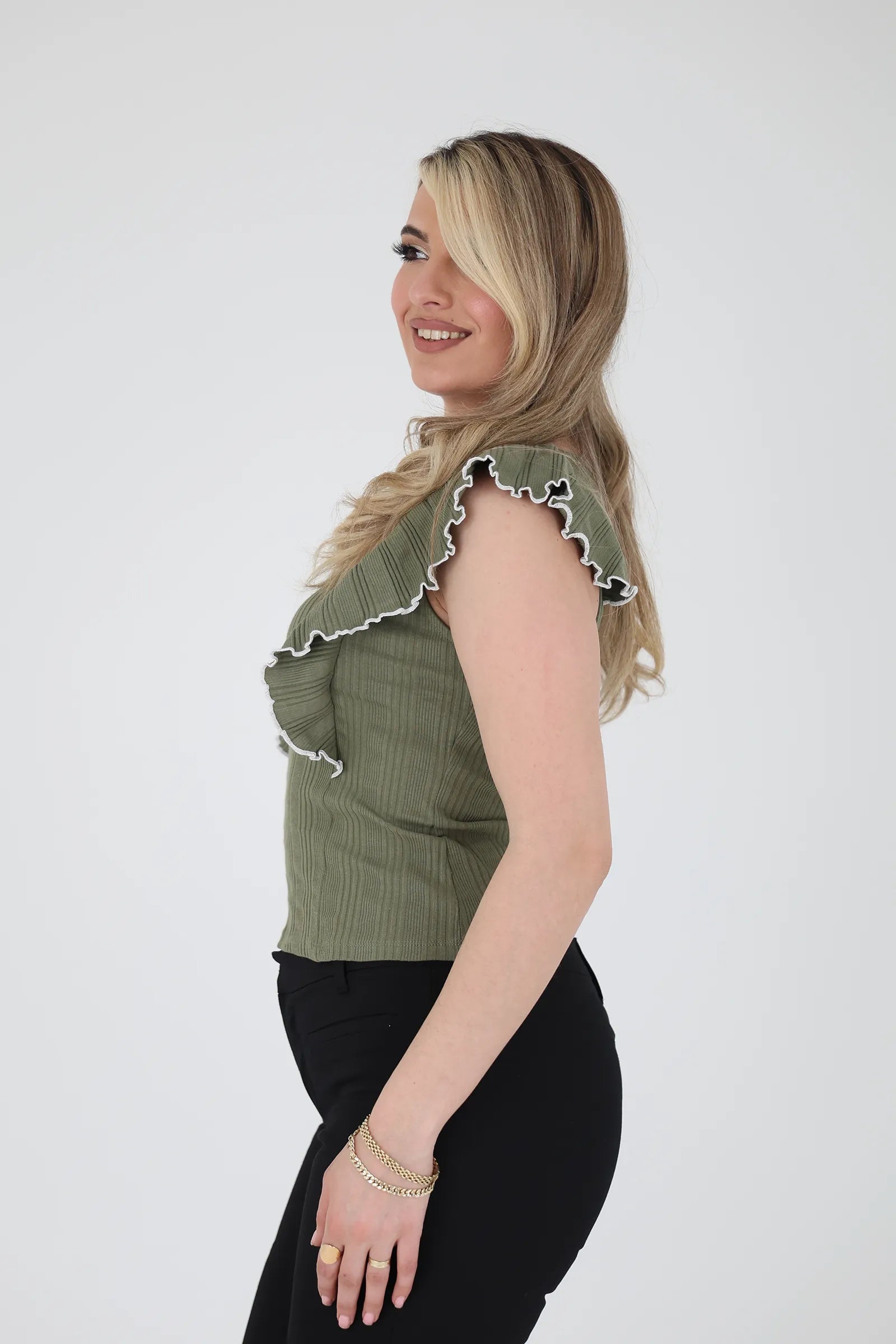 Maice vertical ribbing
