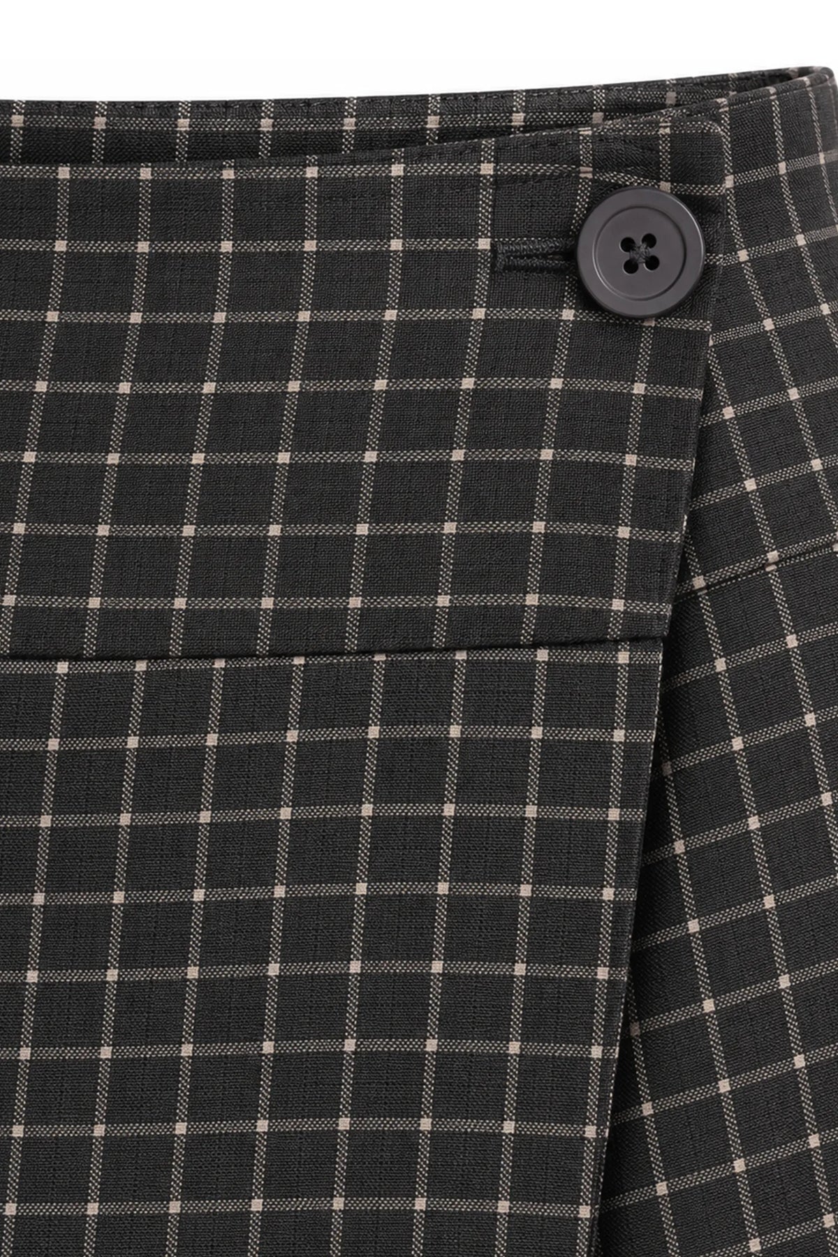 Fund plaid wrap