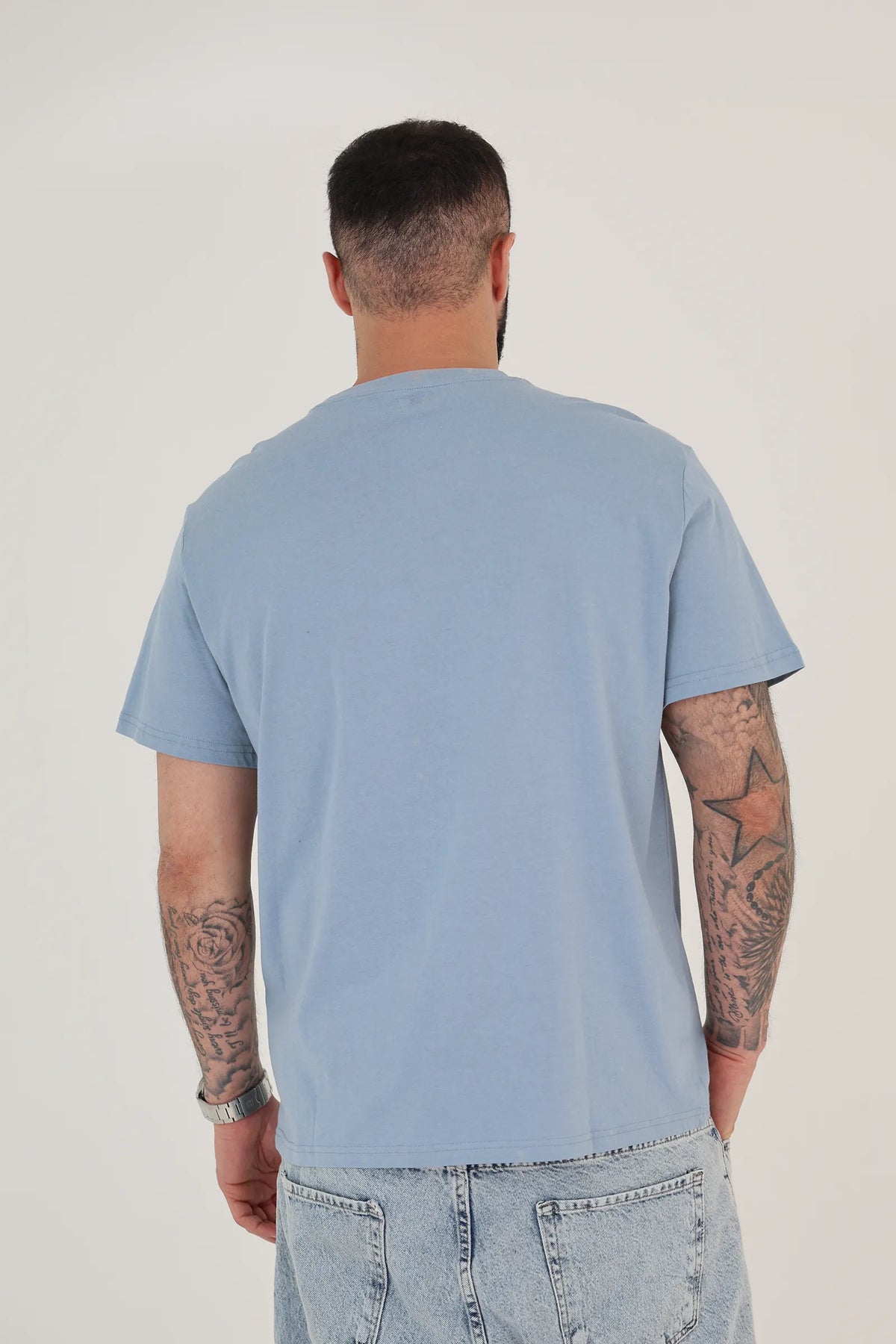 Maice under shirt