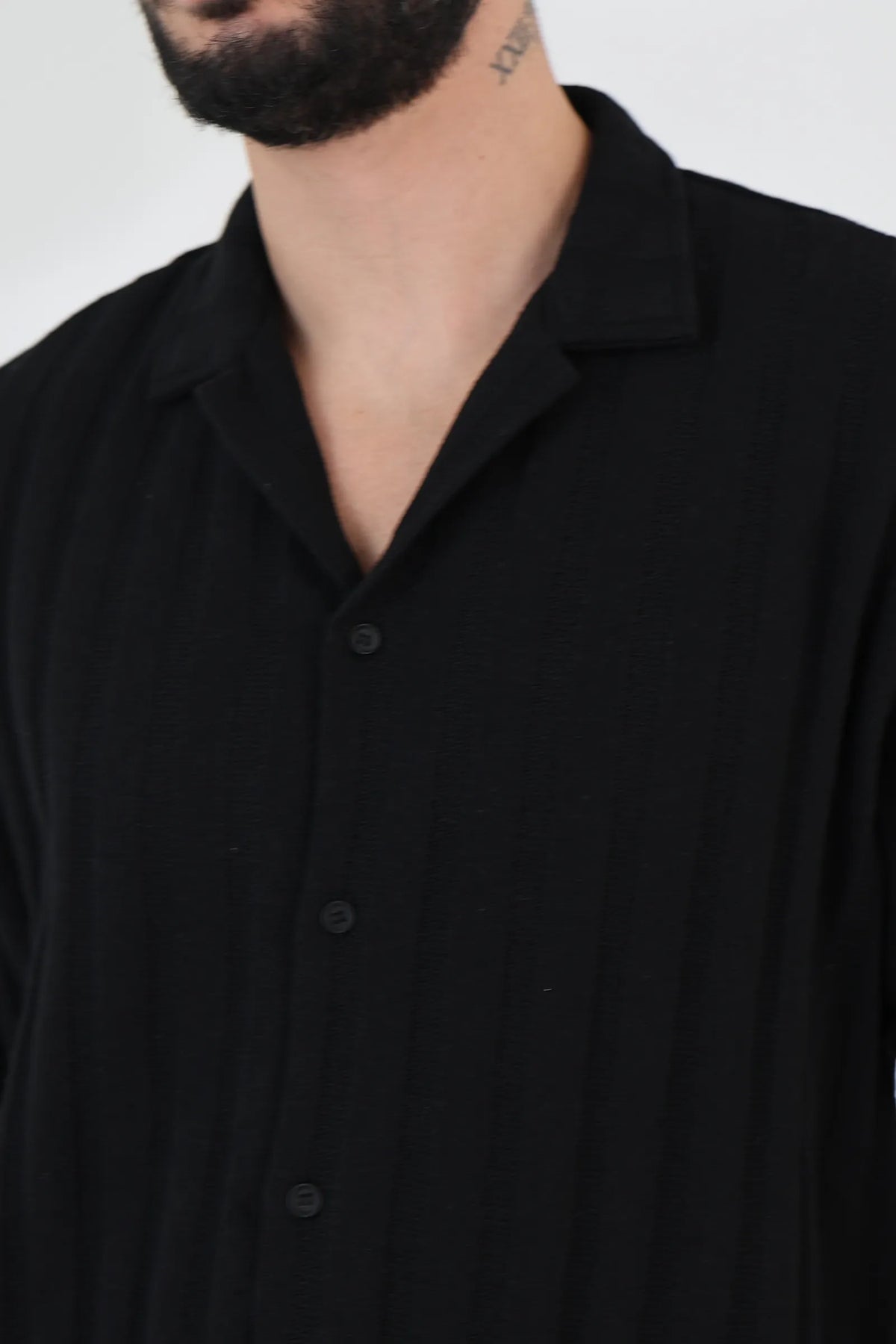 Kemishe holiday shirt