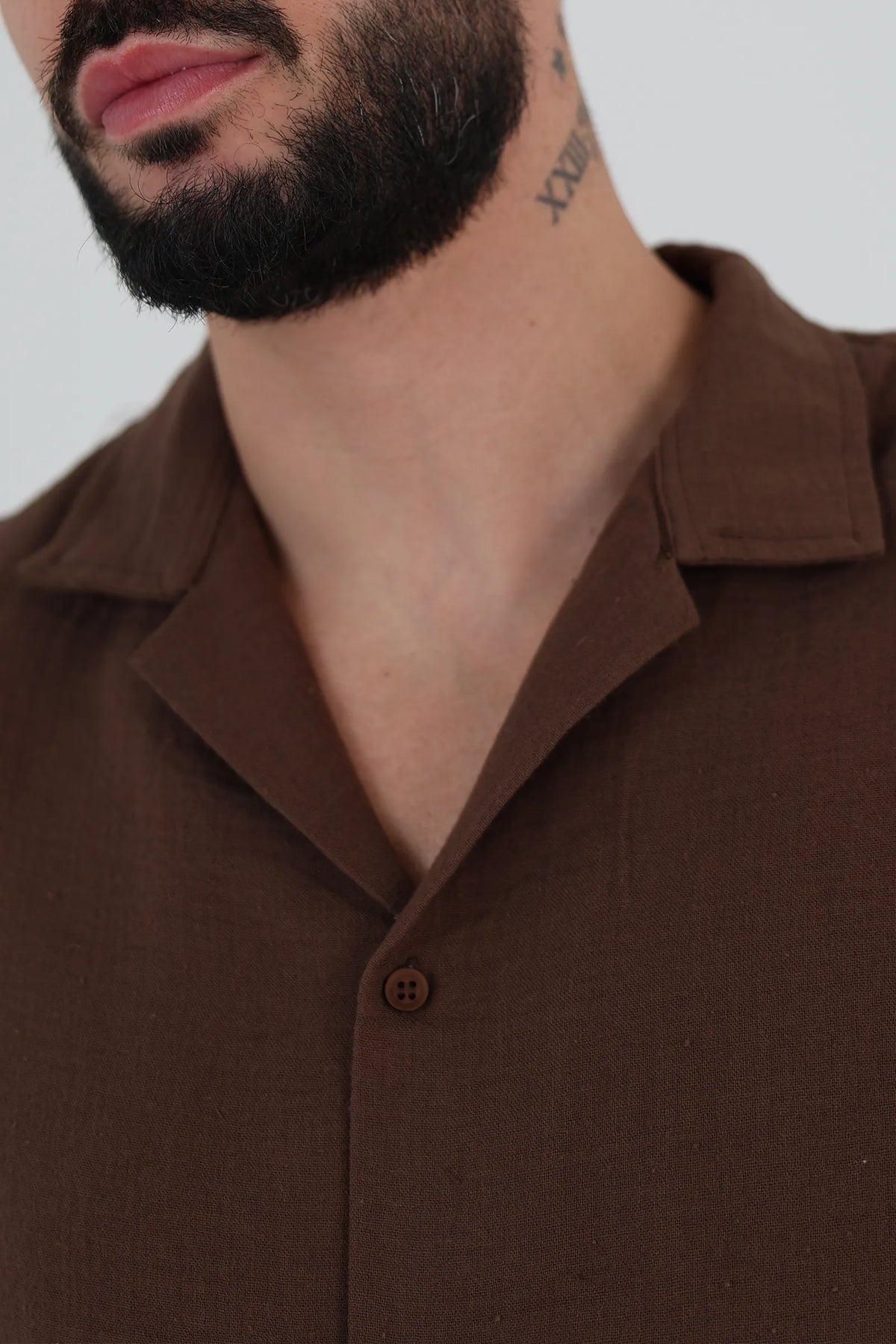 Kemishe holiday shirt