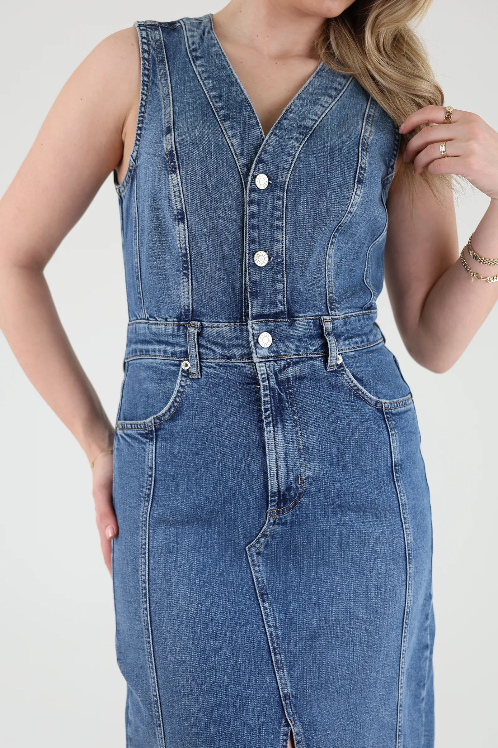 Fustan jeans