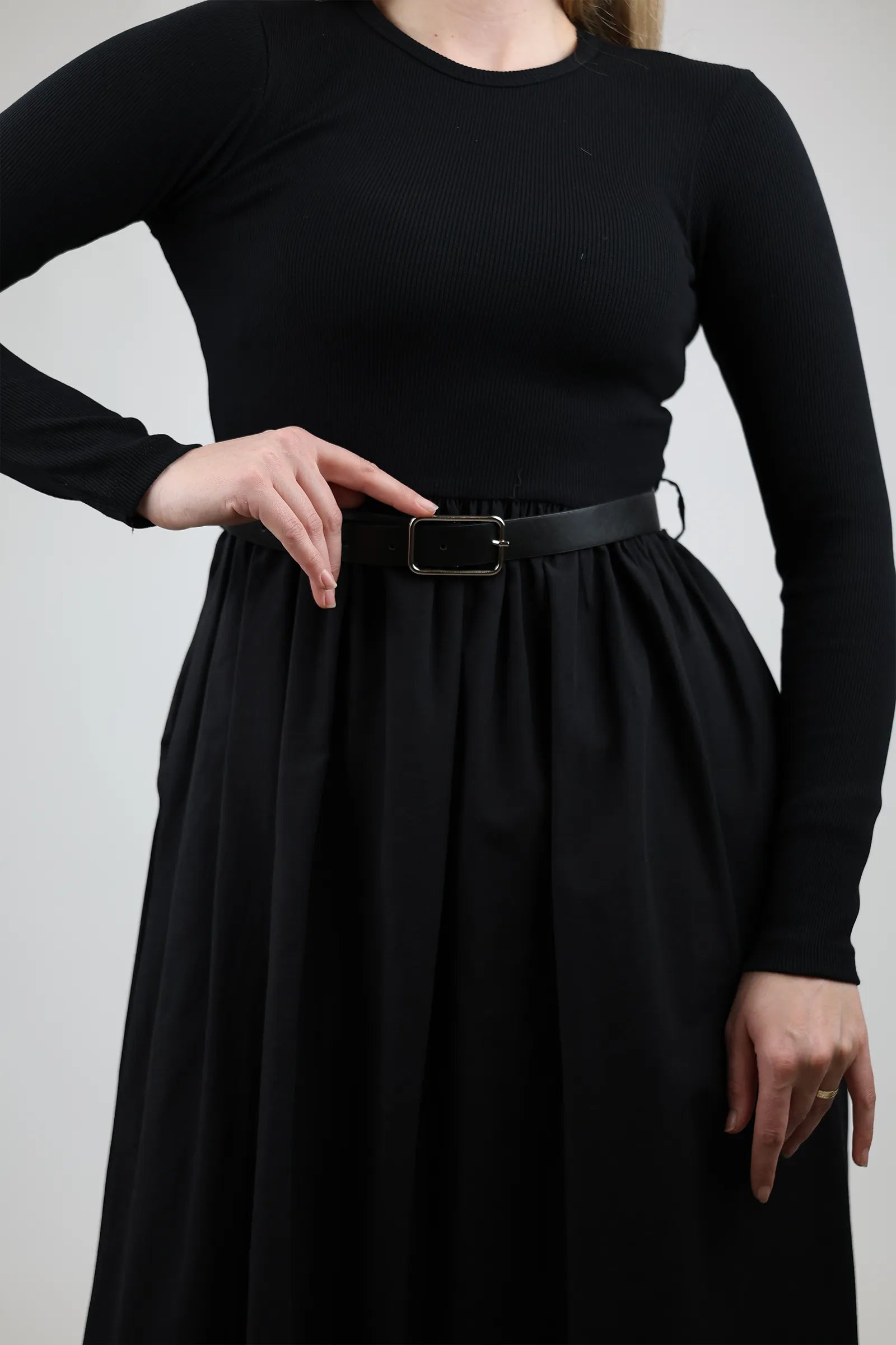 Fustan work to evening