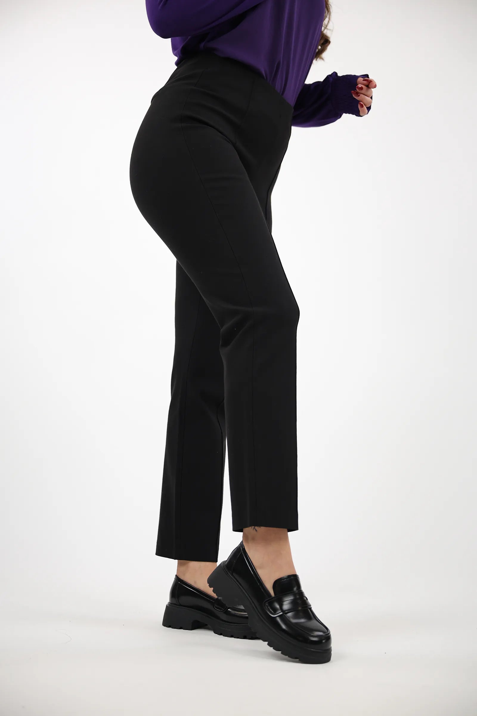 HELLANKE Ankle Pants