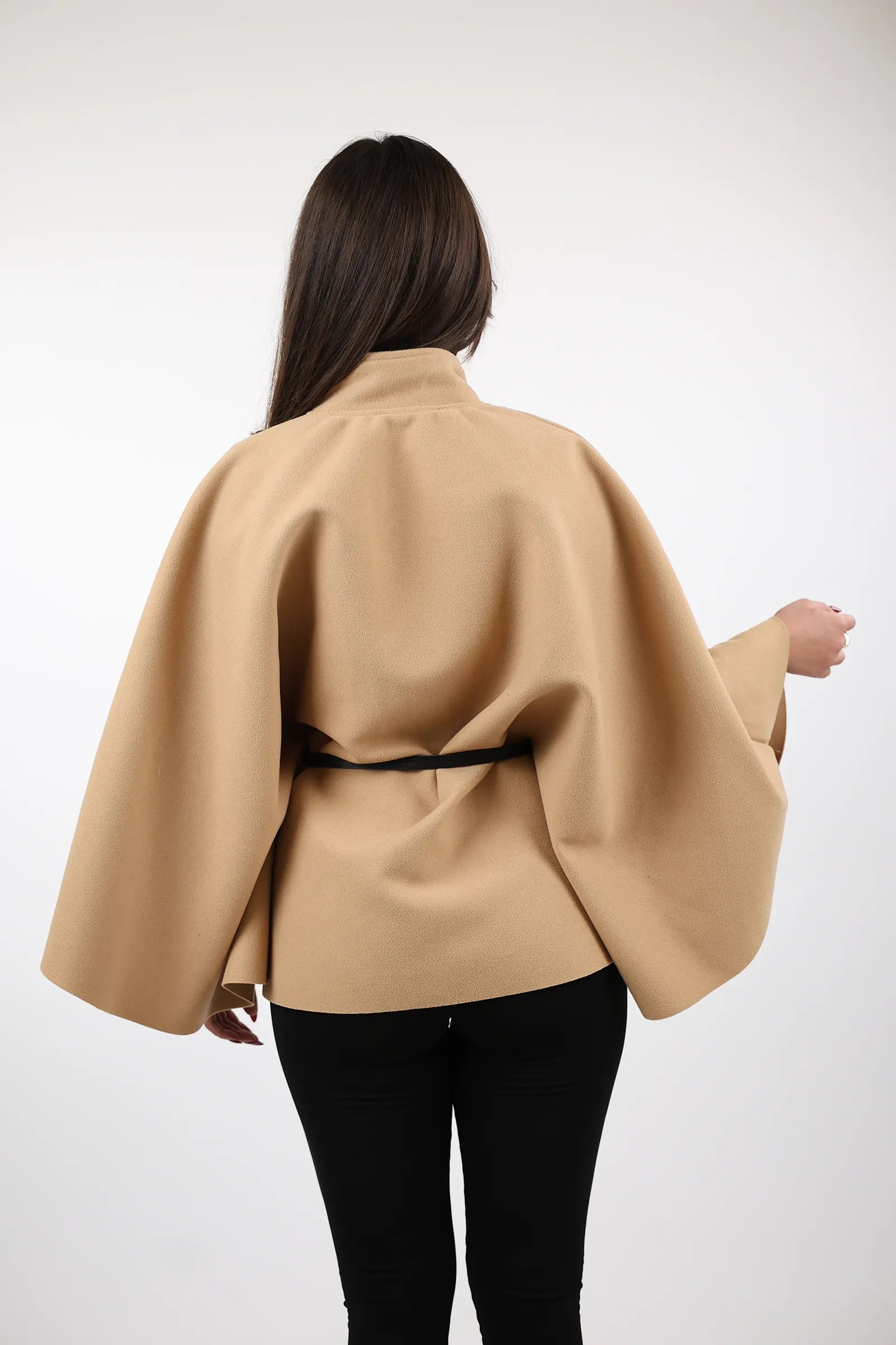 PALLTO BELTED PONCHO