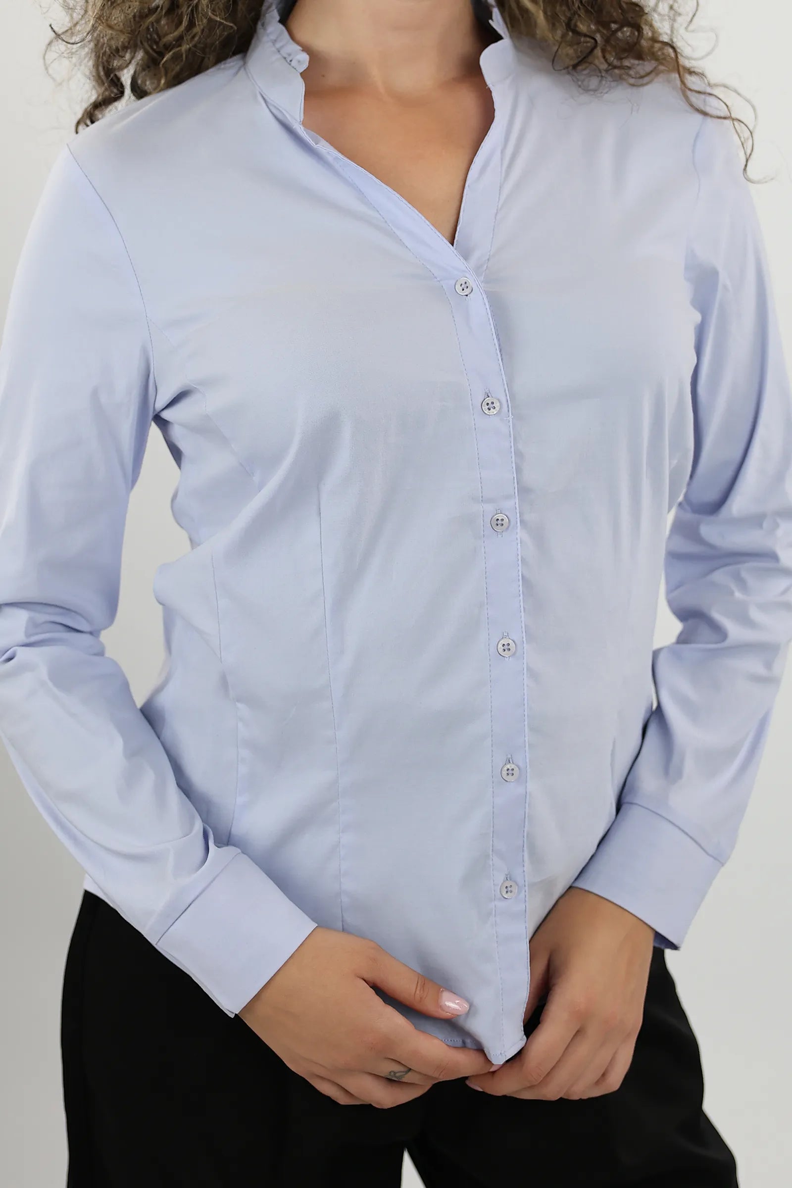 KËMISHË STAND UP COLLAR