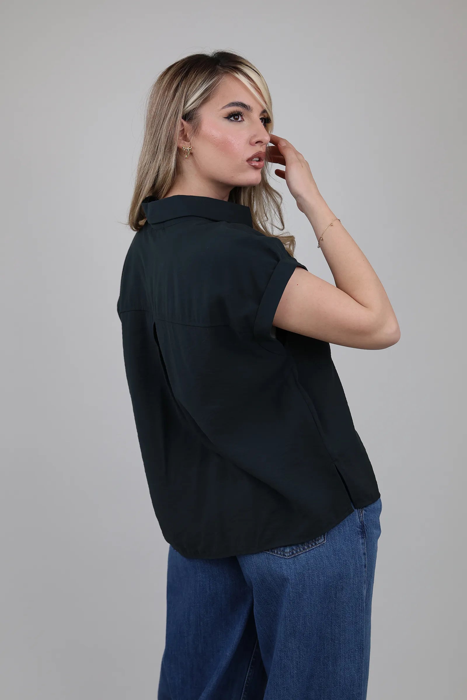 Kemishe dual flap pockets