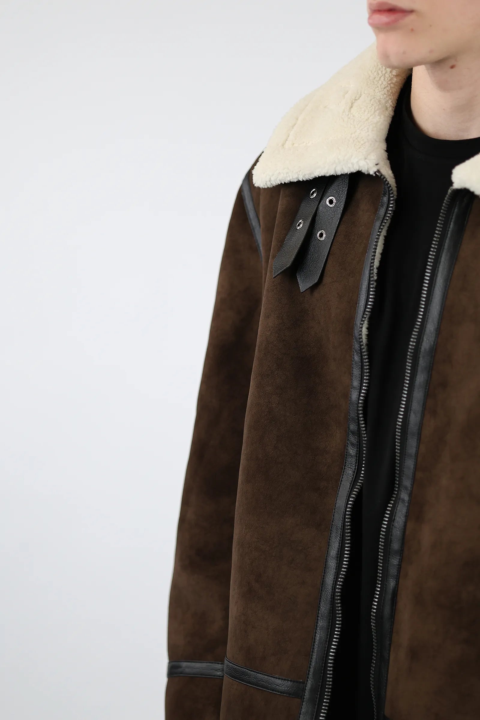 JAKNE SHEARLING