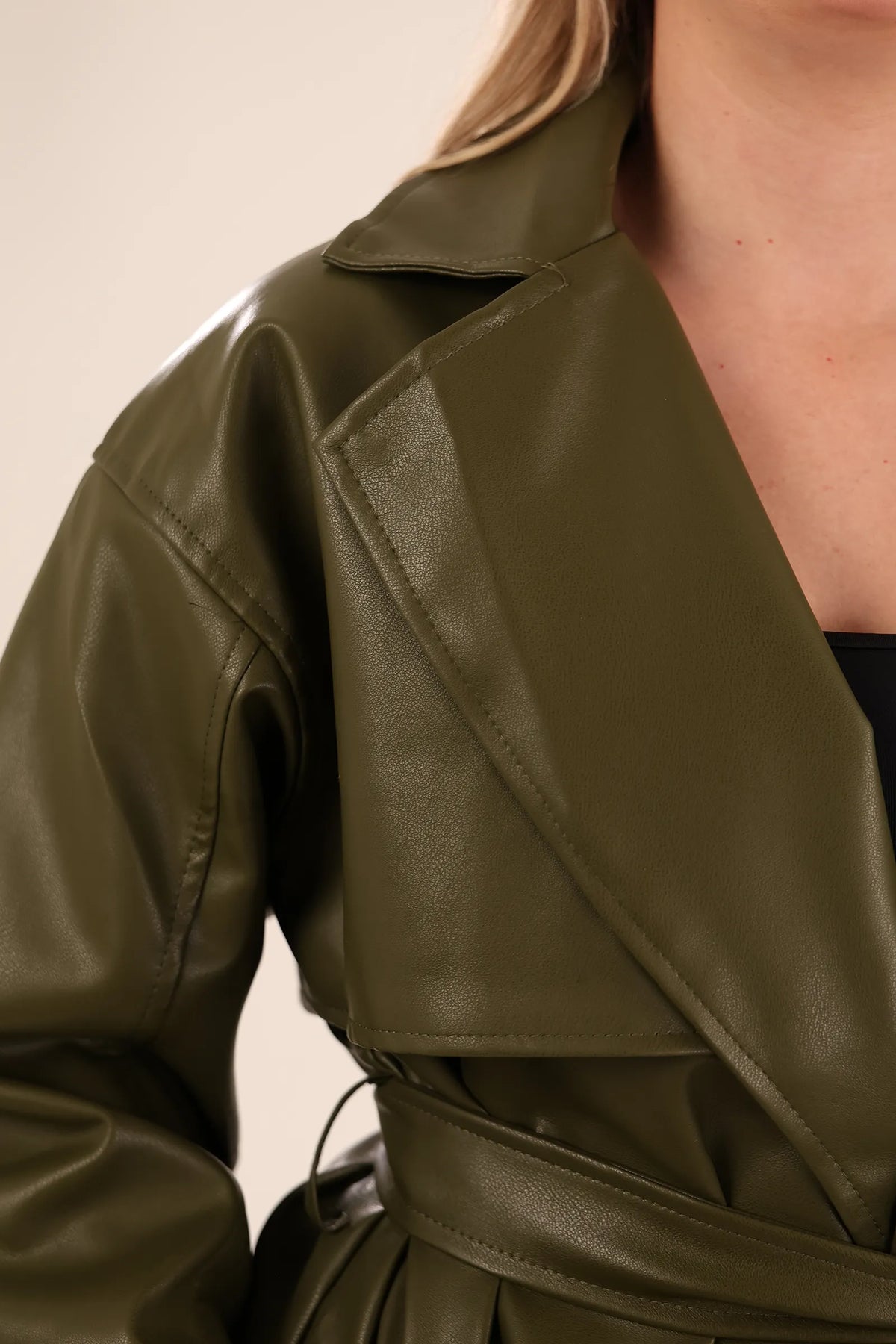 Mantil longline trench