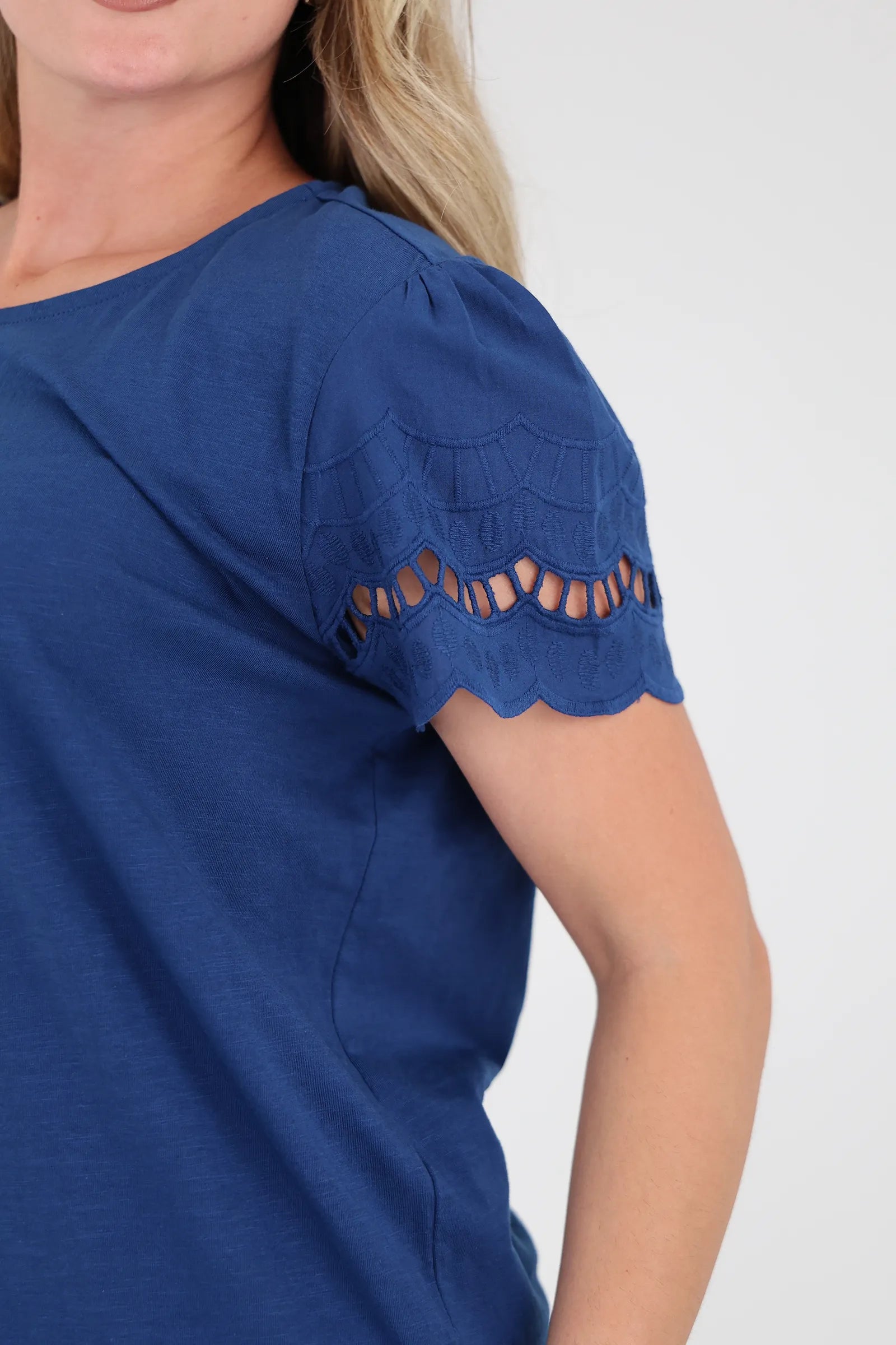 Maice flutter cutout