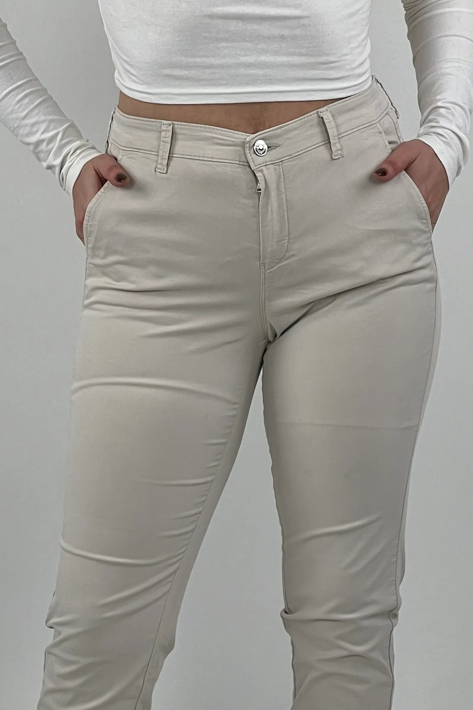 pantallona soft beige