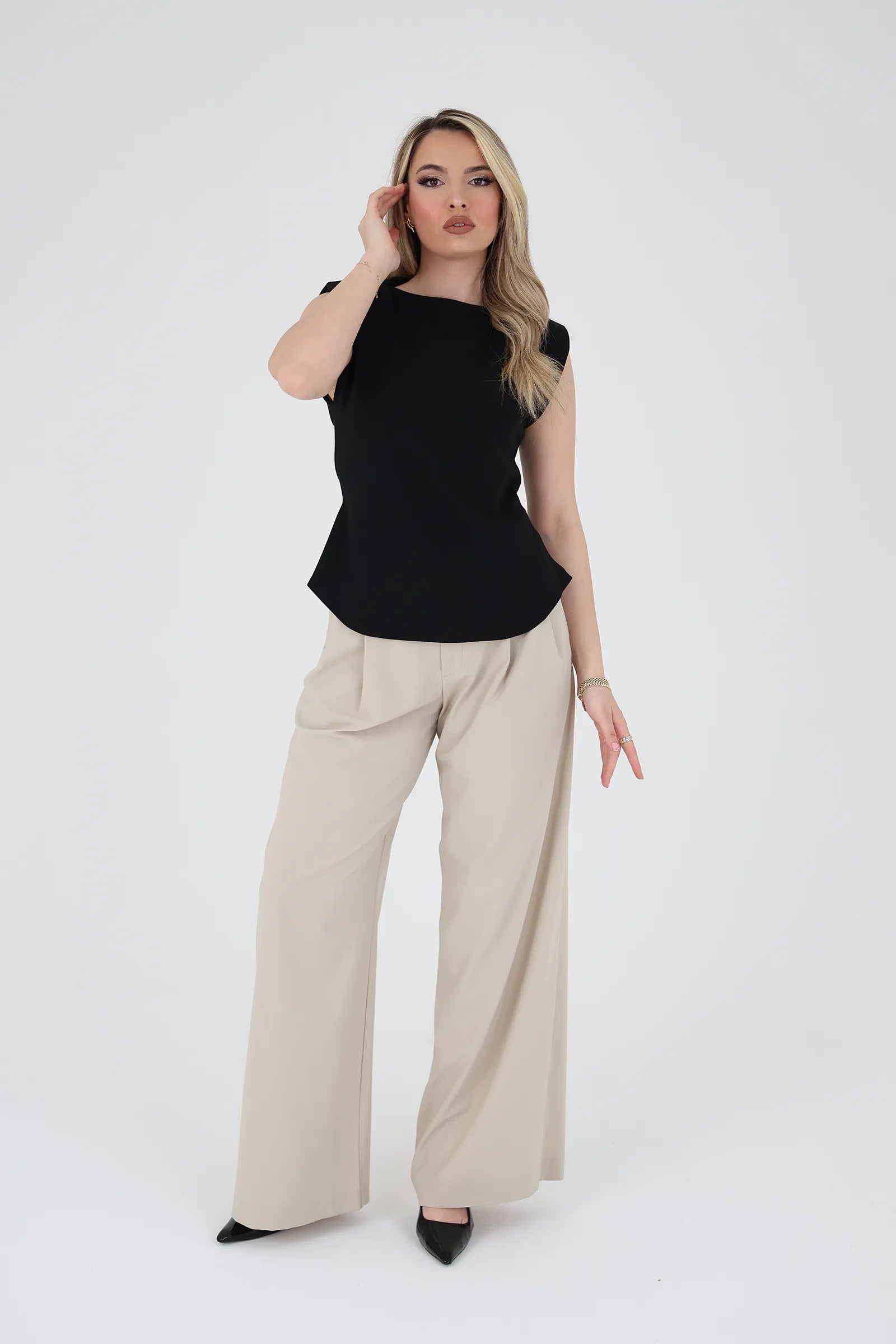 Maice padded shoulder