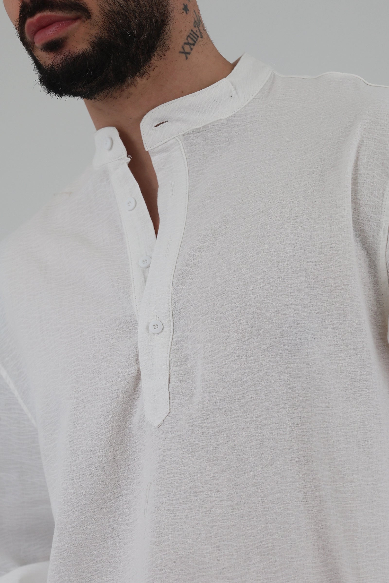 Kemishe half button