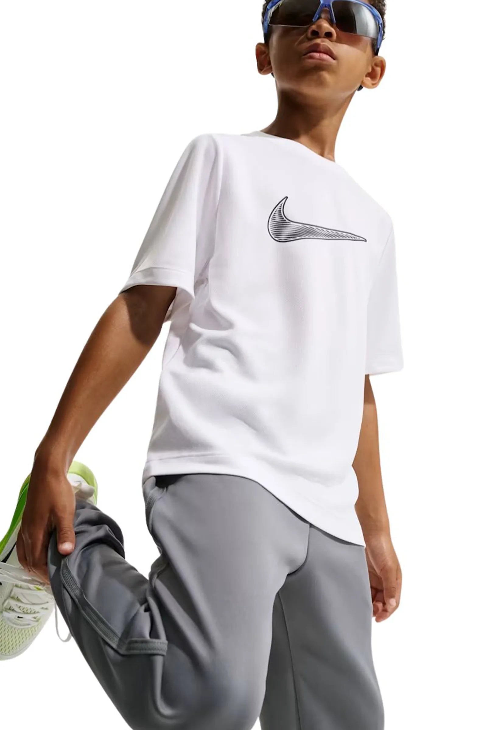 Maice nike multi big kids dri-fit short-sleeve training top IF2430-100