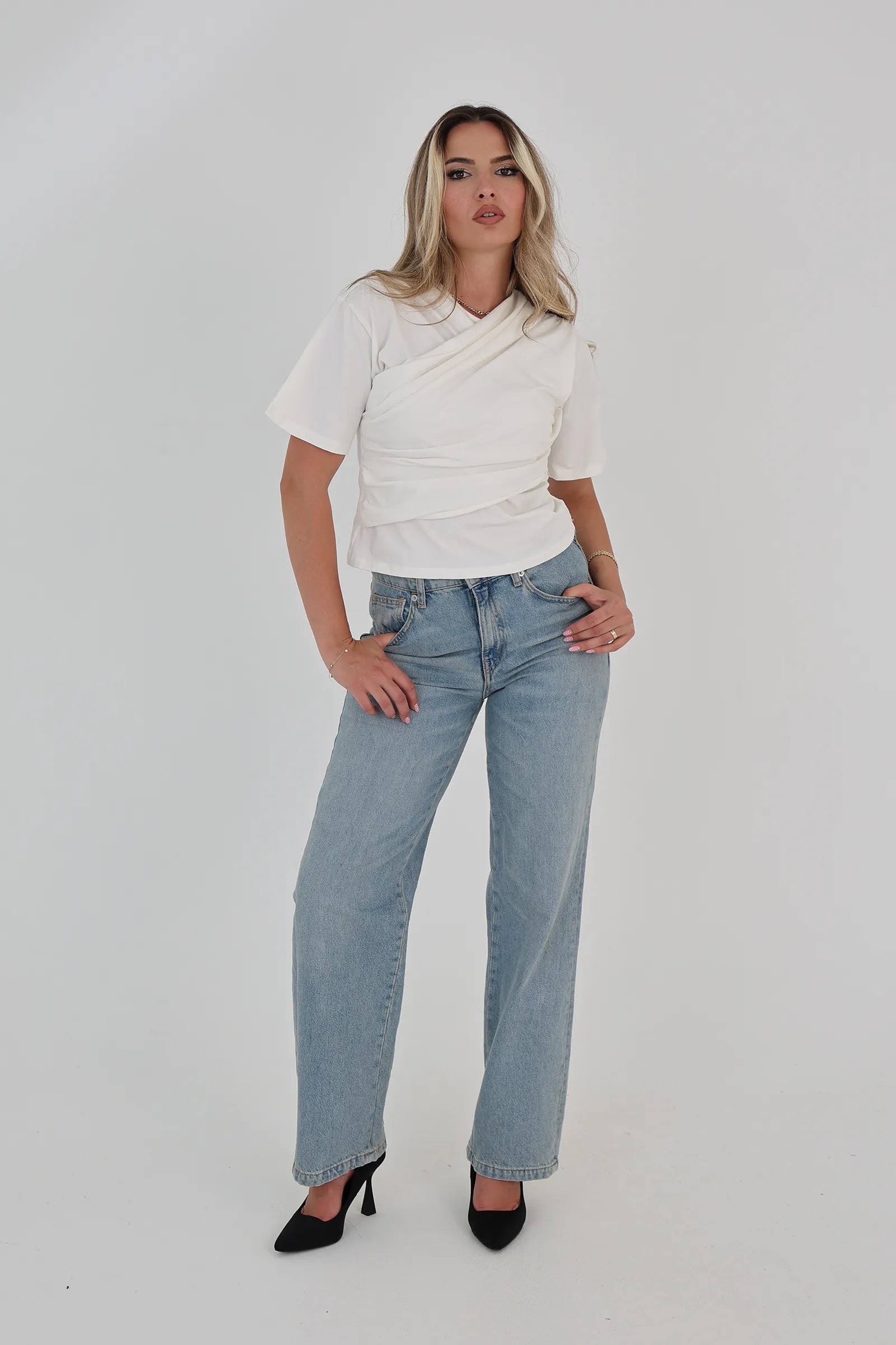Maice twist tee