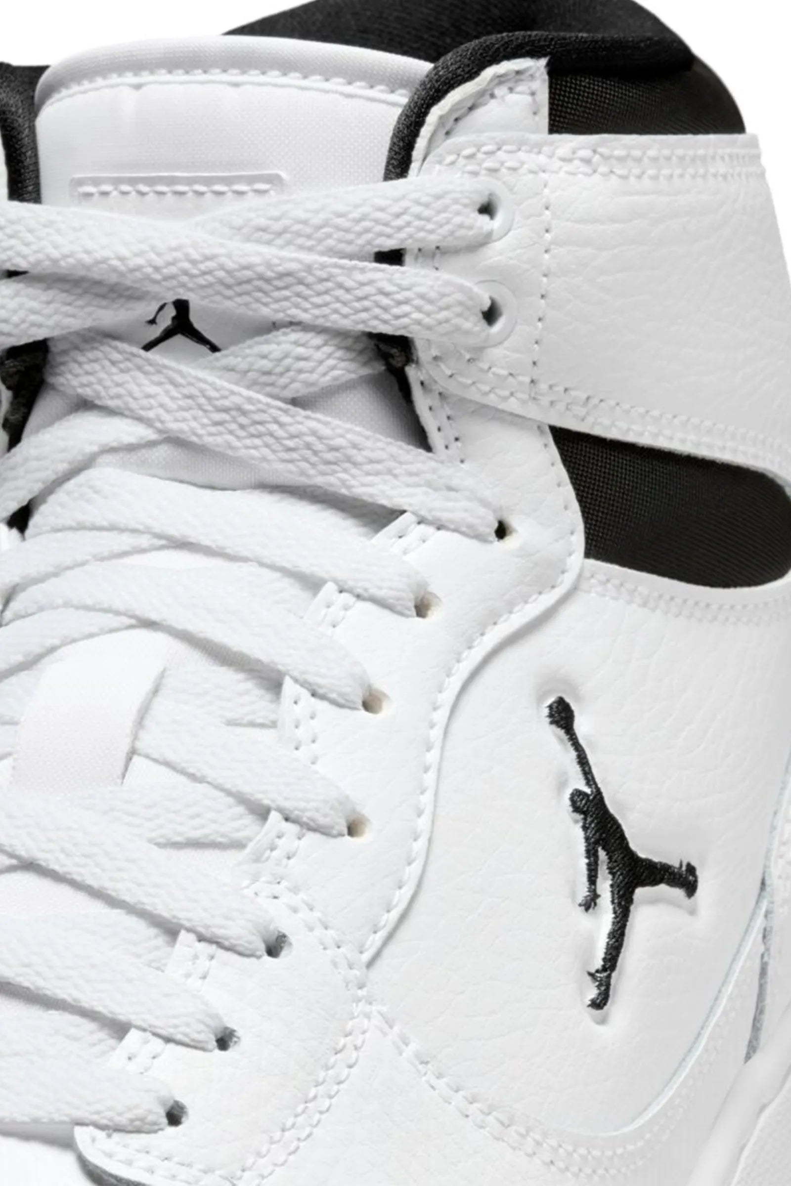 Jordan court connect mid IQ8289-100