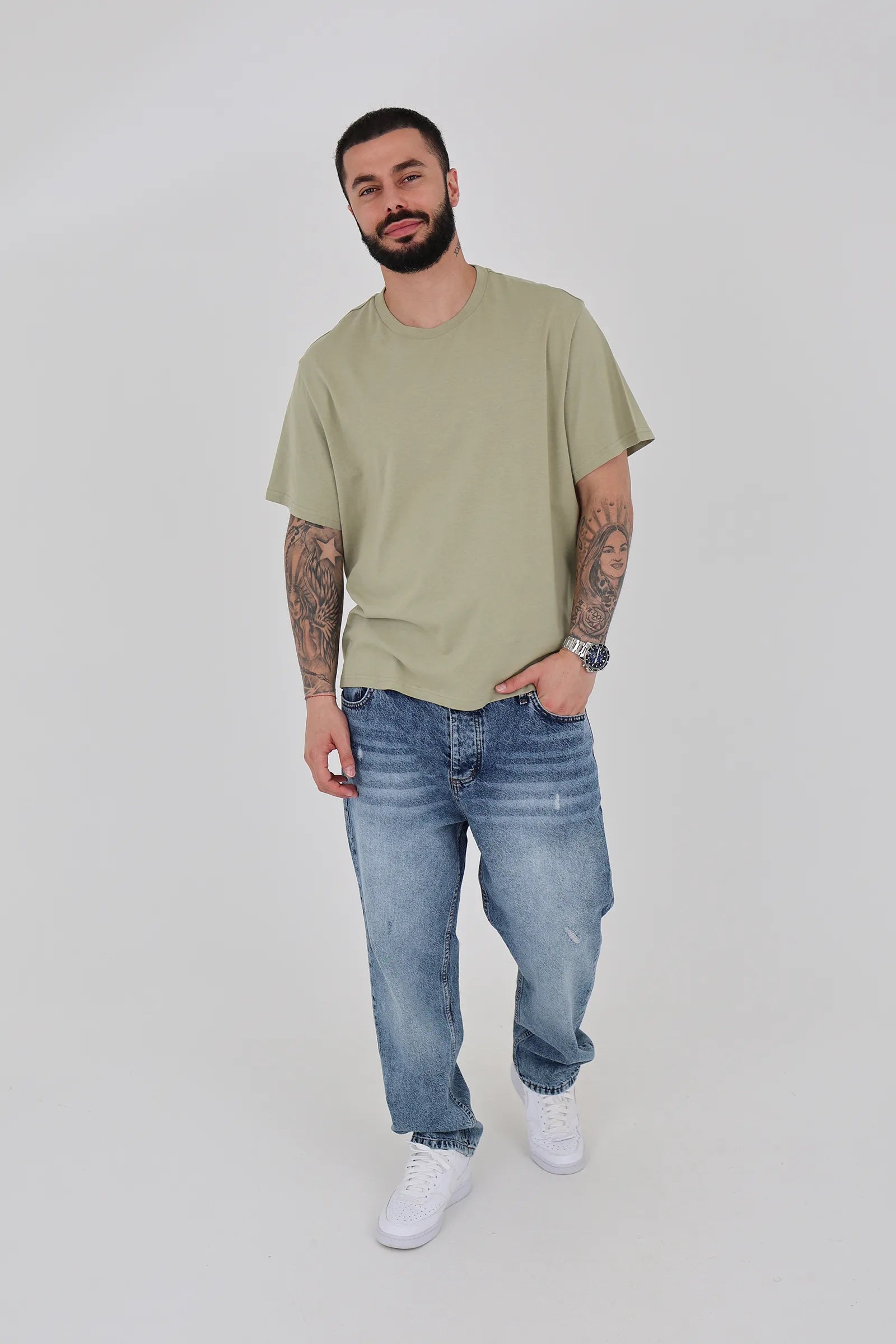 Maice under shirt