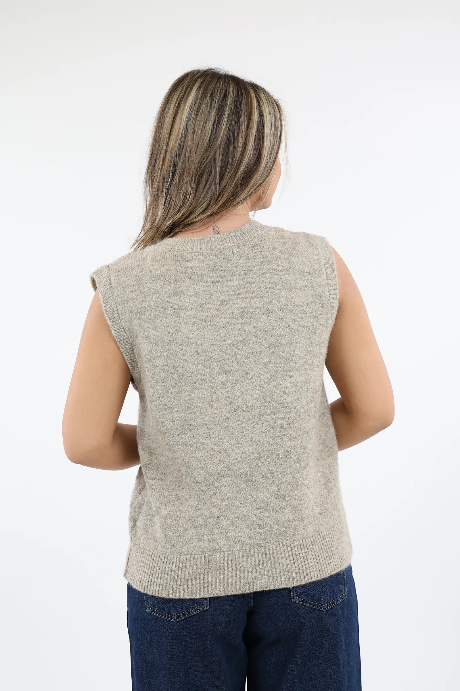 JELEK KNIT VEST