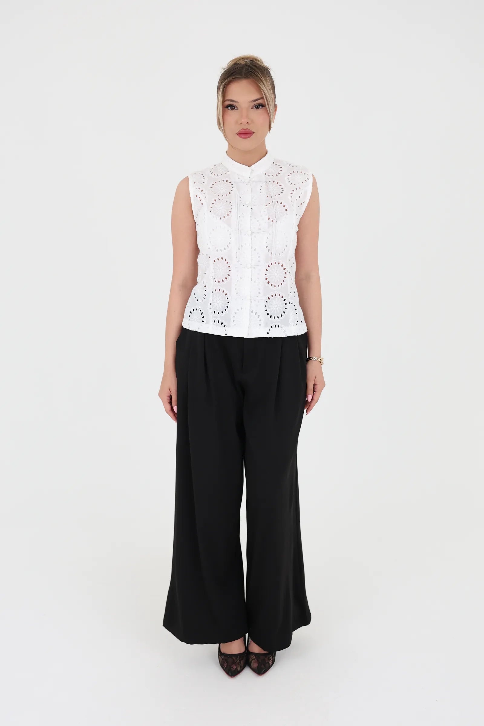Maice eyelet summer
