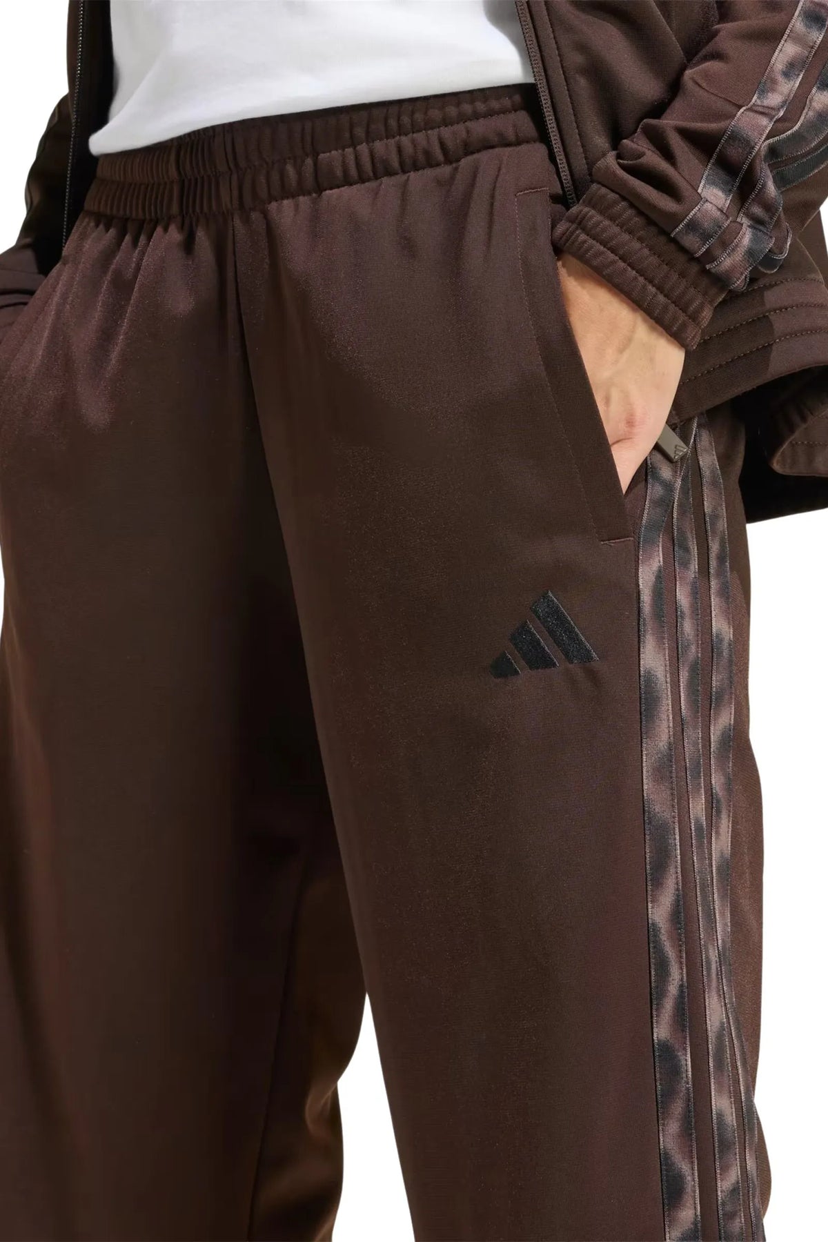Trenerka adidas tricot 3-stripes with leopard print JZ6900