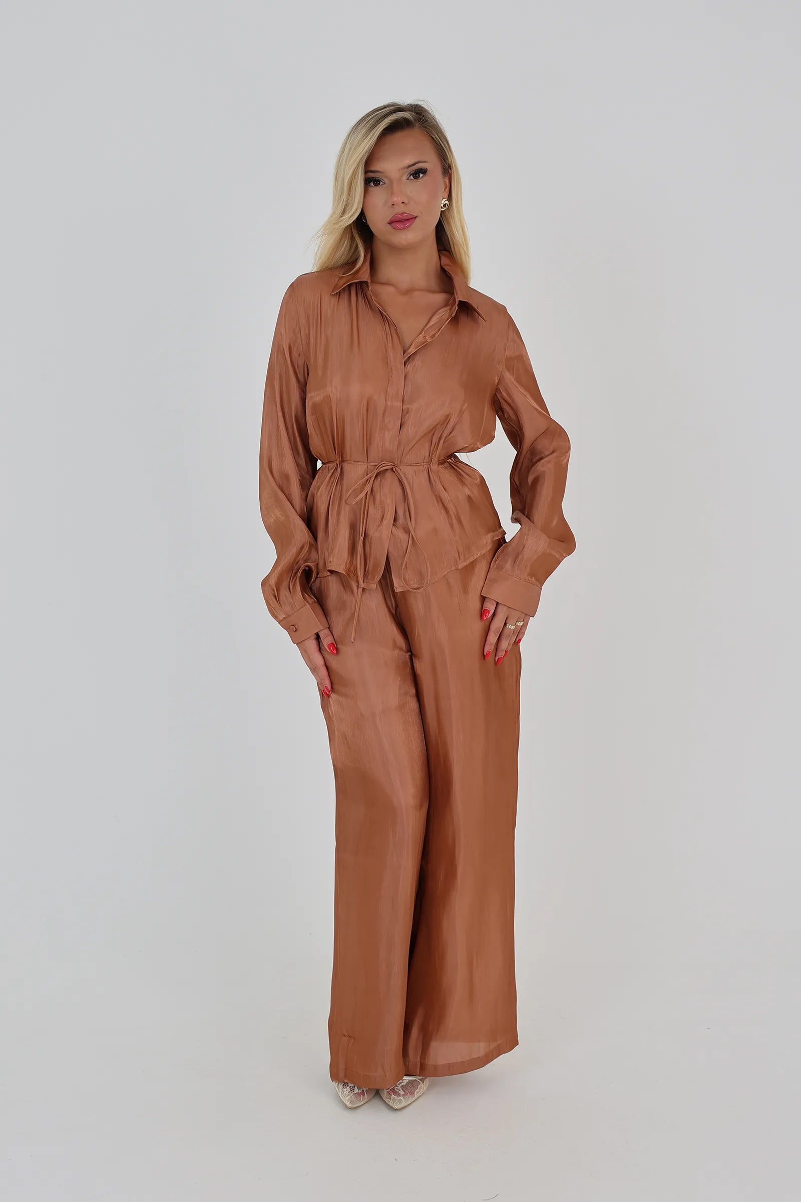 Kemishe silk look