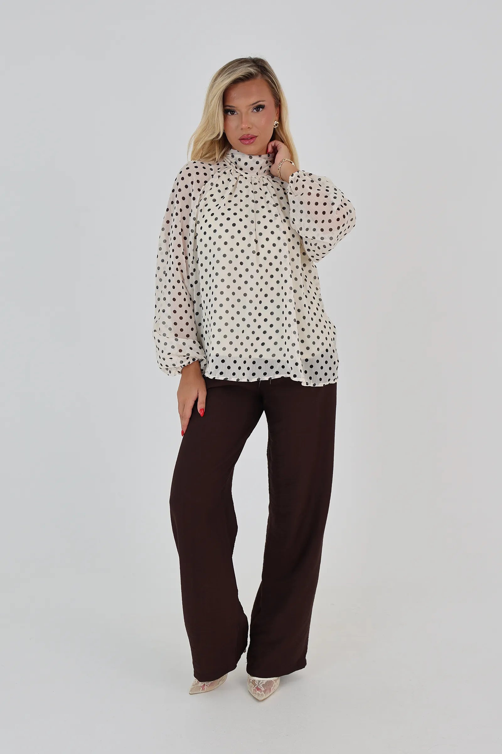 Kemishe dot shirt