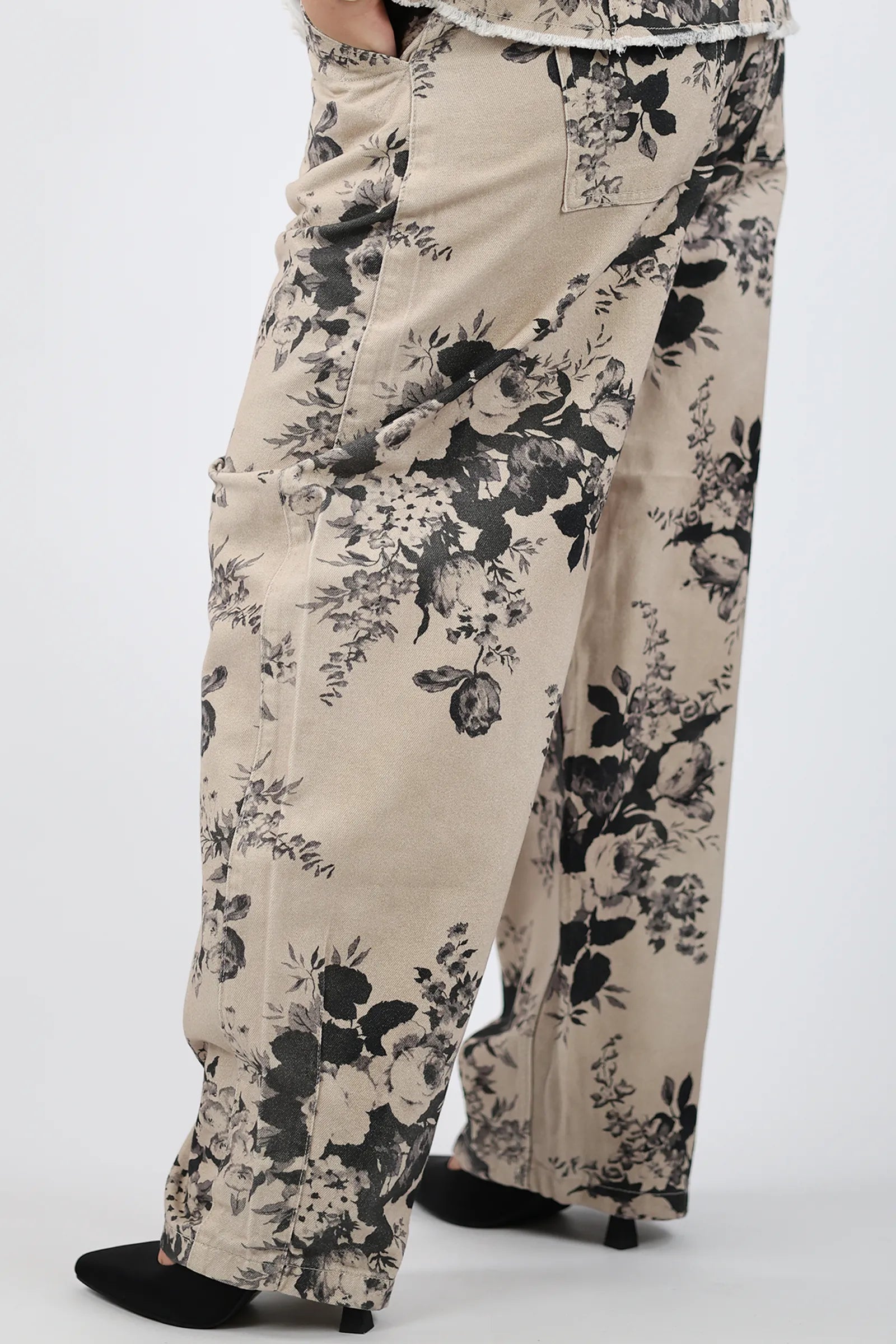 FARMERKA BLACK ROSE