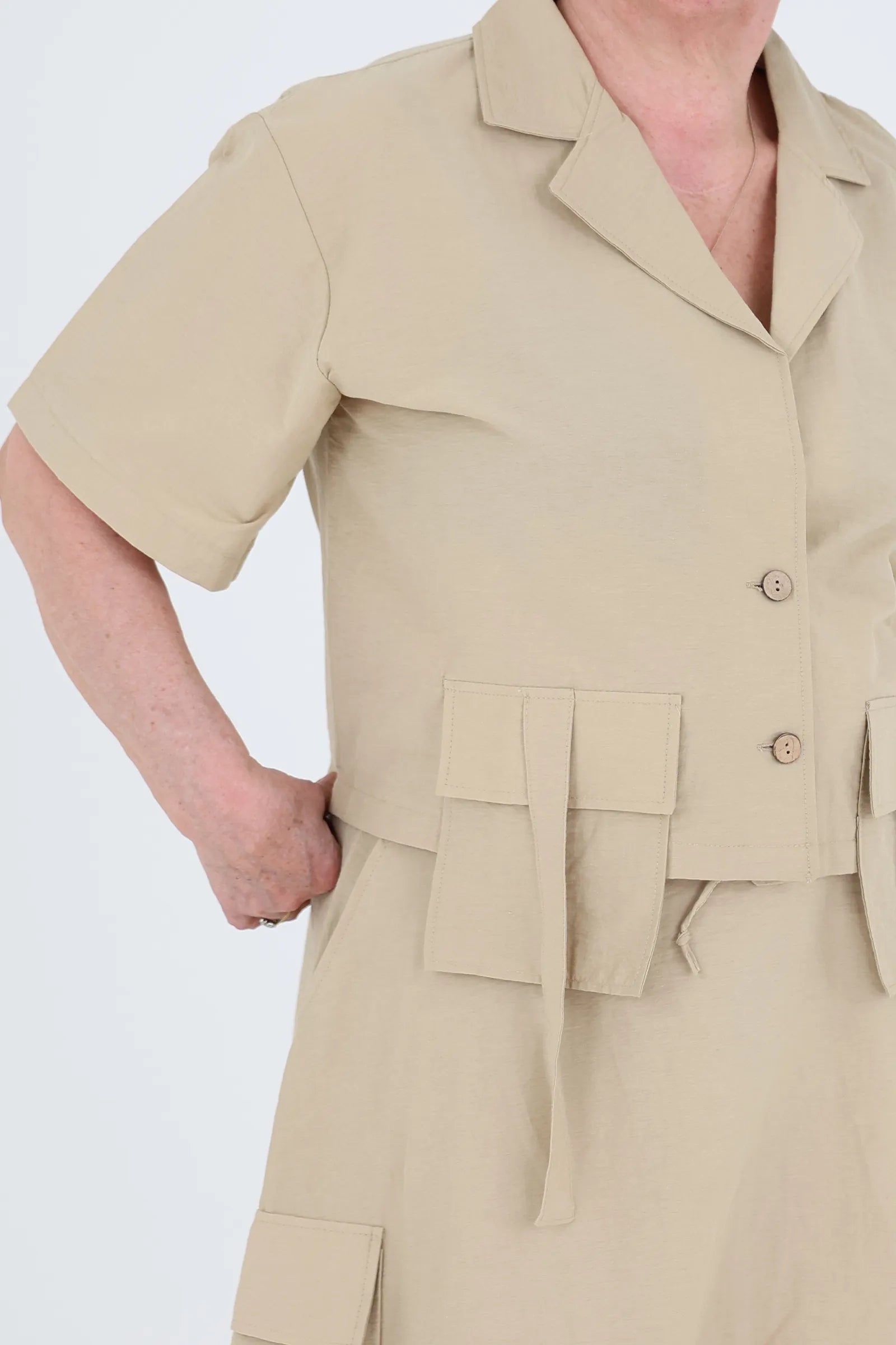 Kemishe cargo pockets