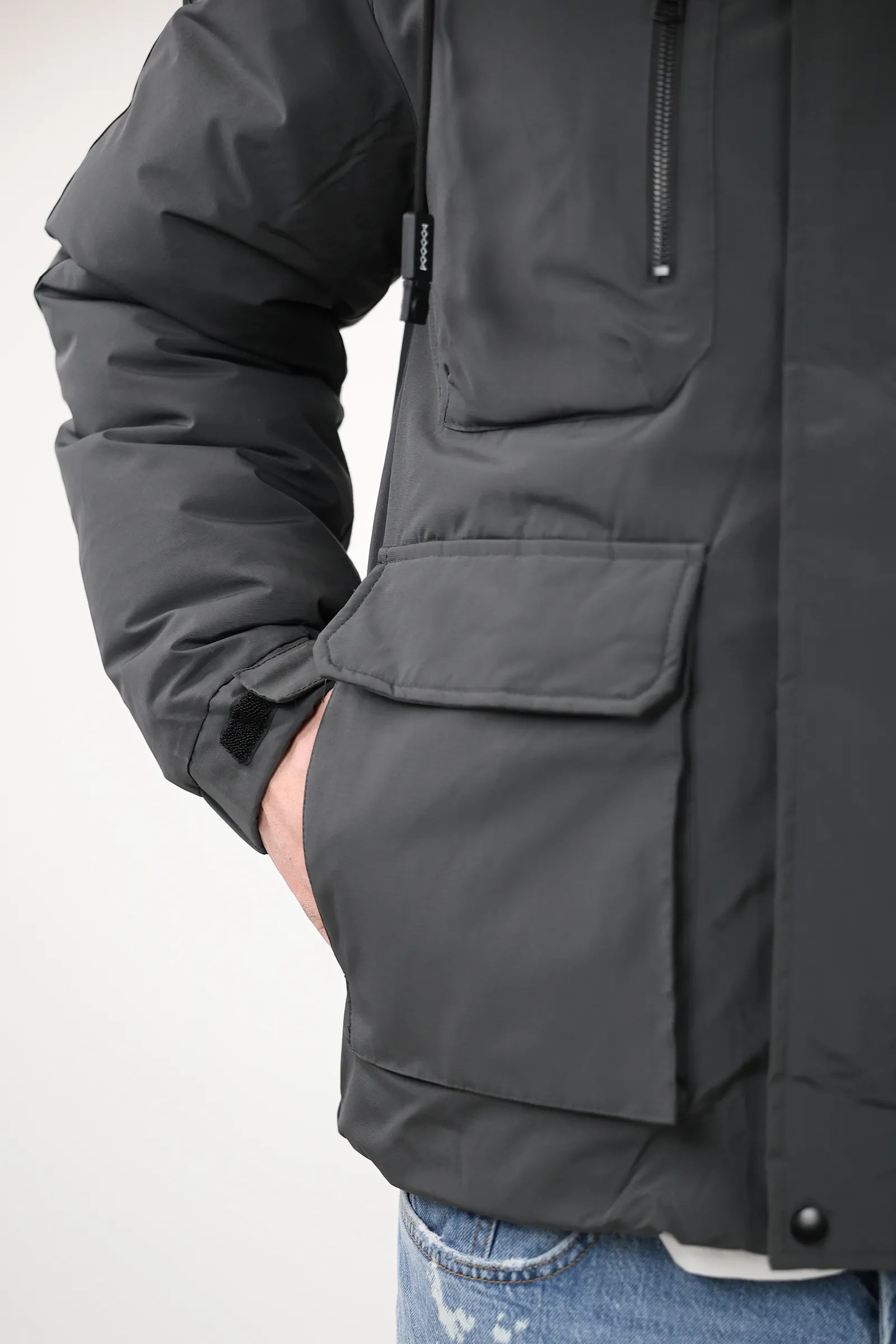 JAKNE Hooded Puffer Jacket