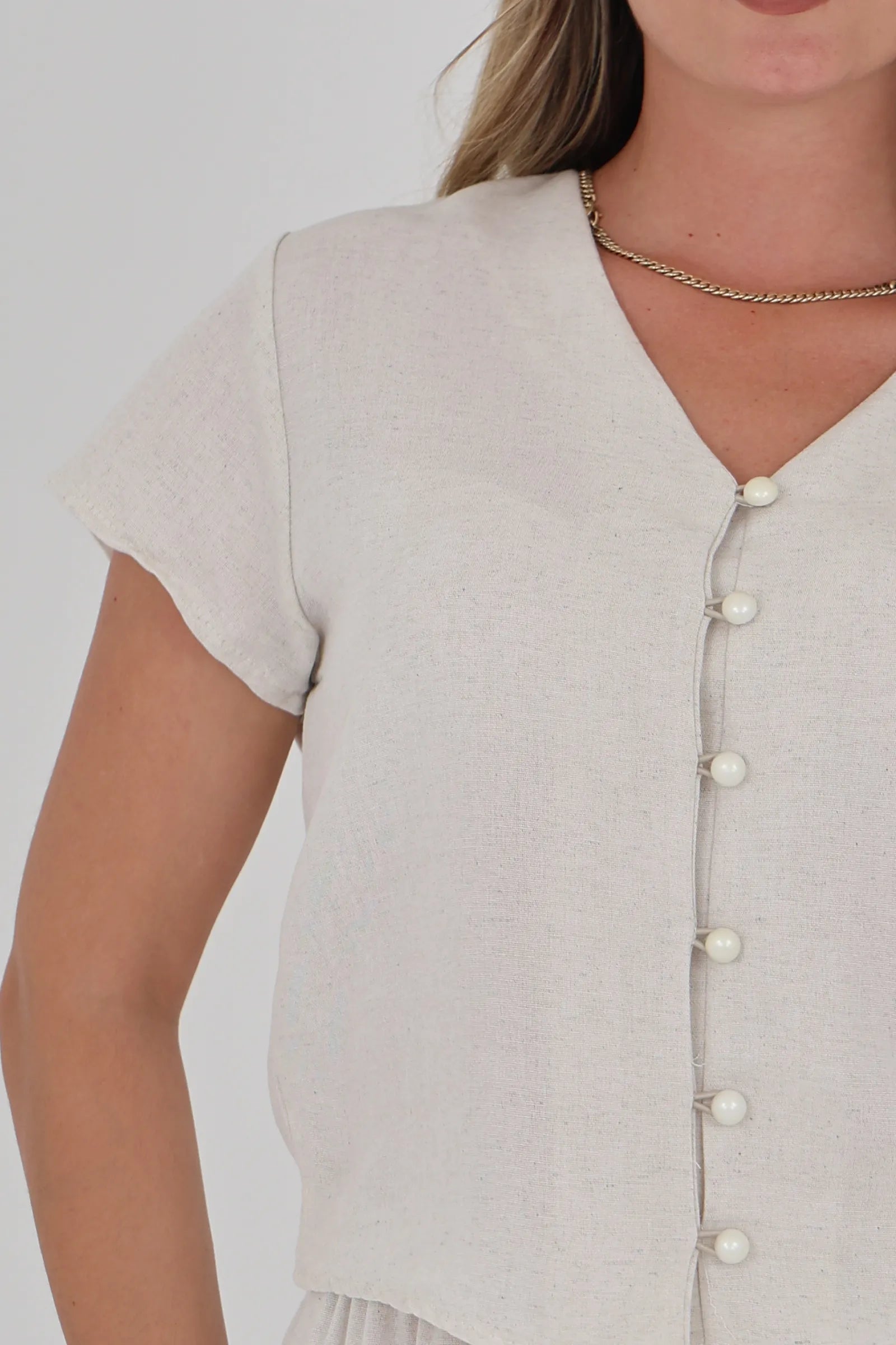 Kemishe pearl button