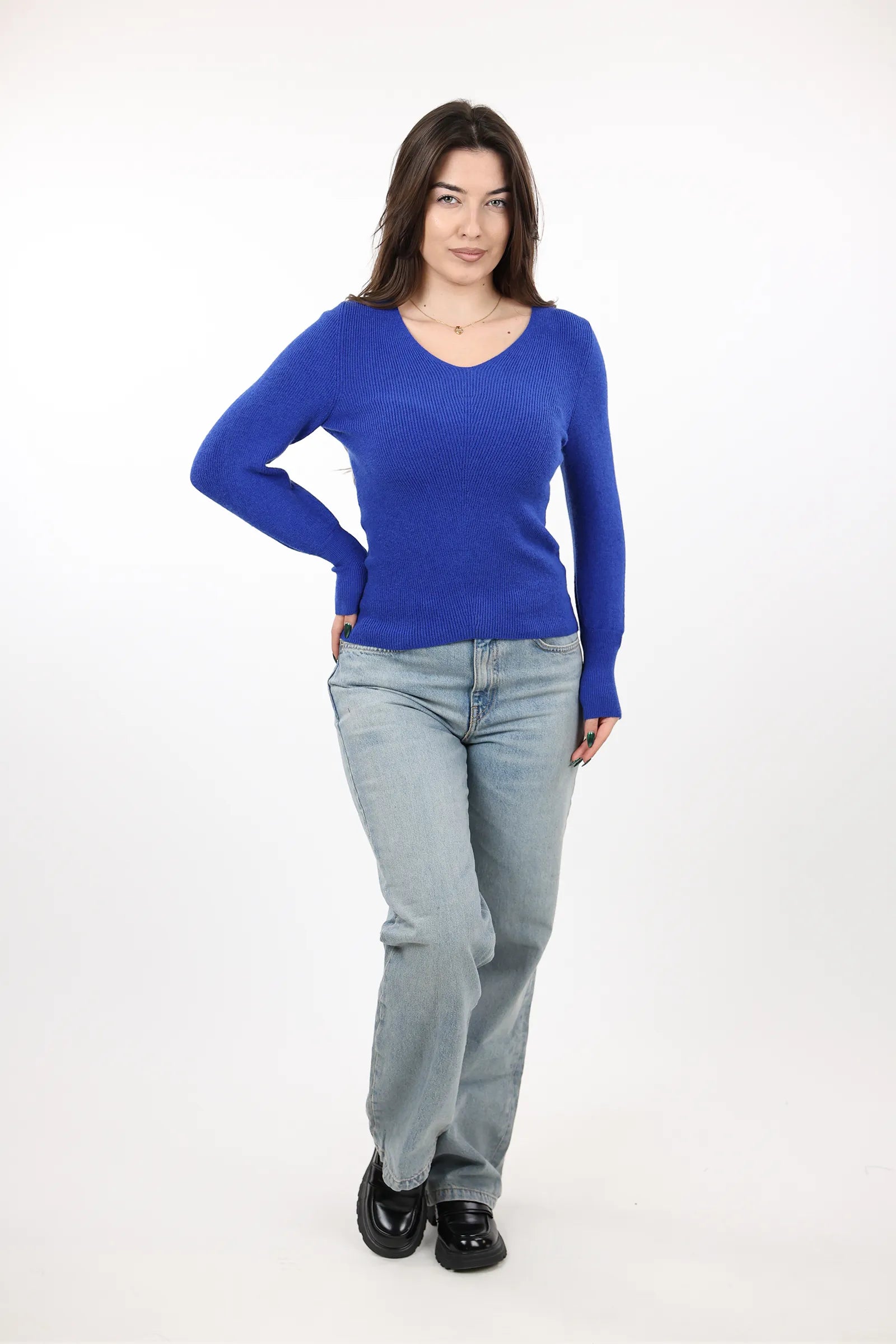 Xhemper chuba v-neck