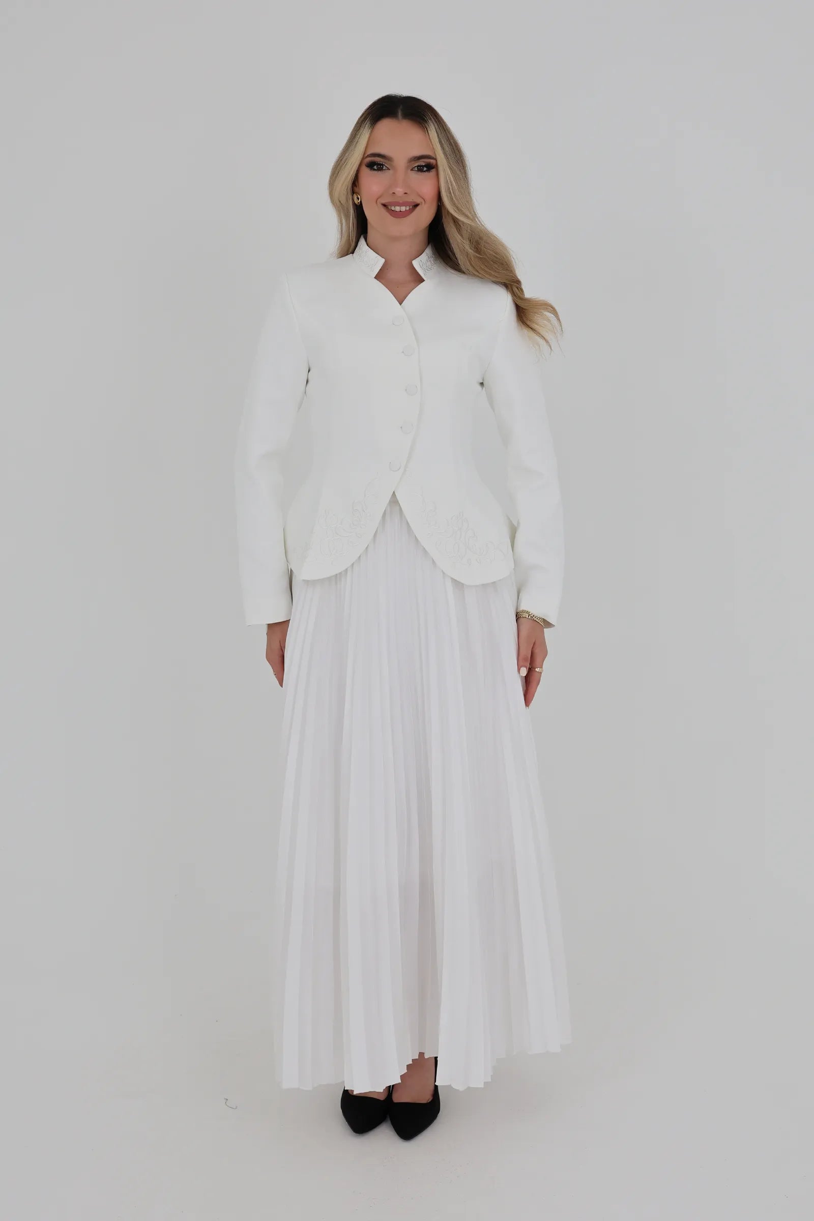 Set flowy pleated
