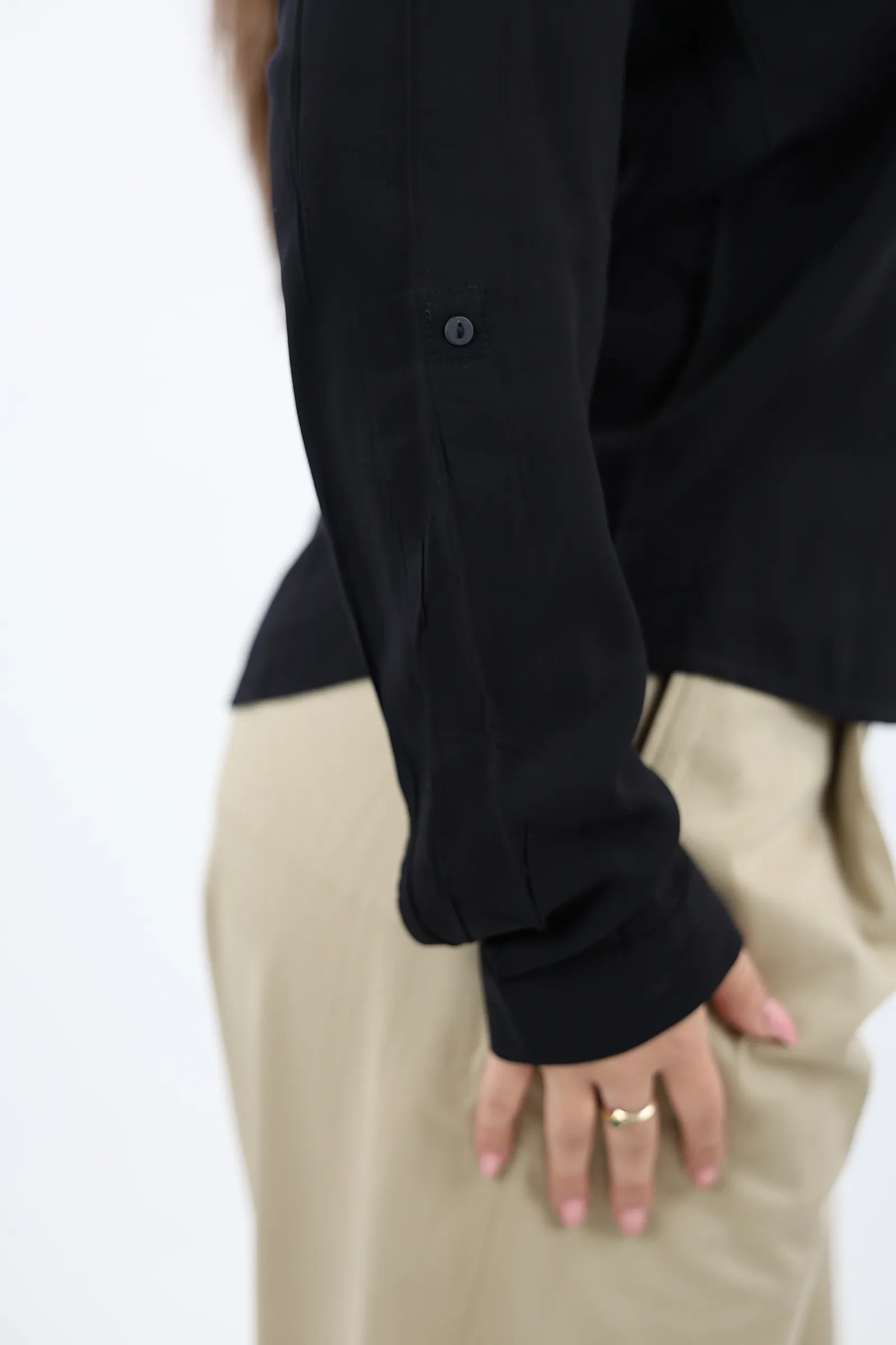 KËMISHË POCKET