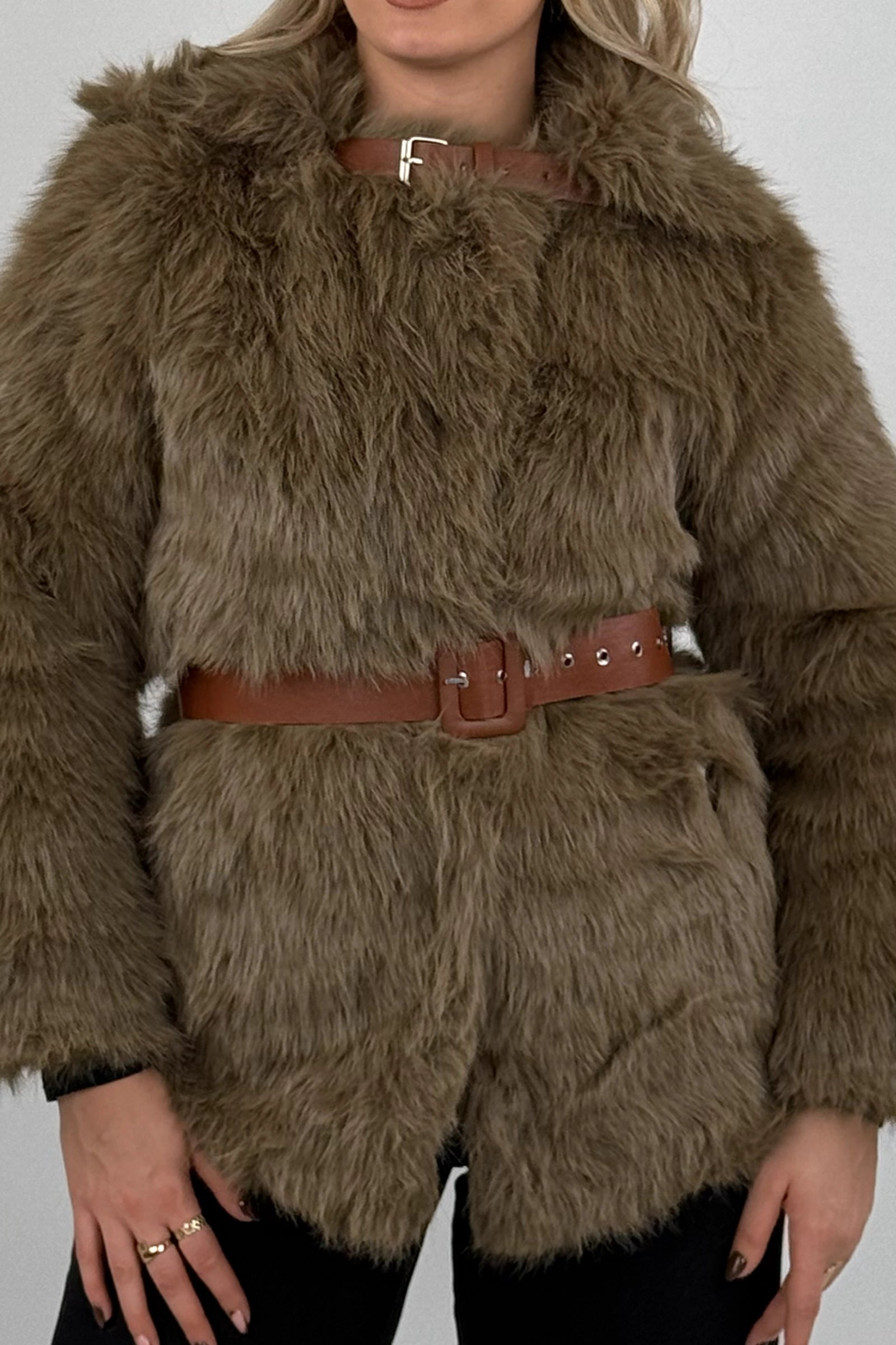 PALLTO Textured Faux